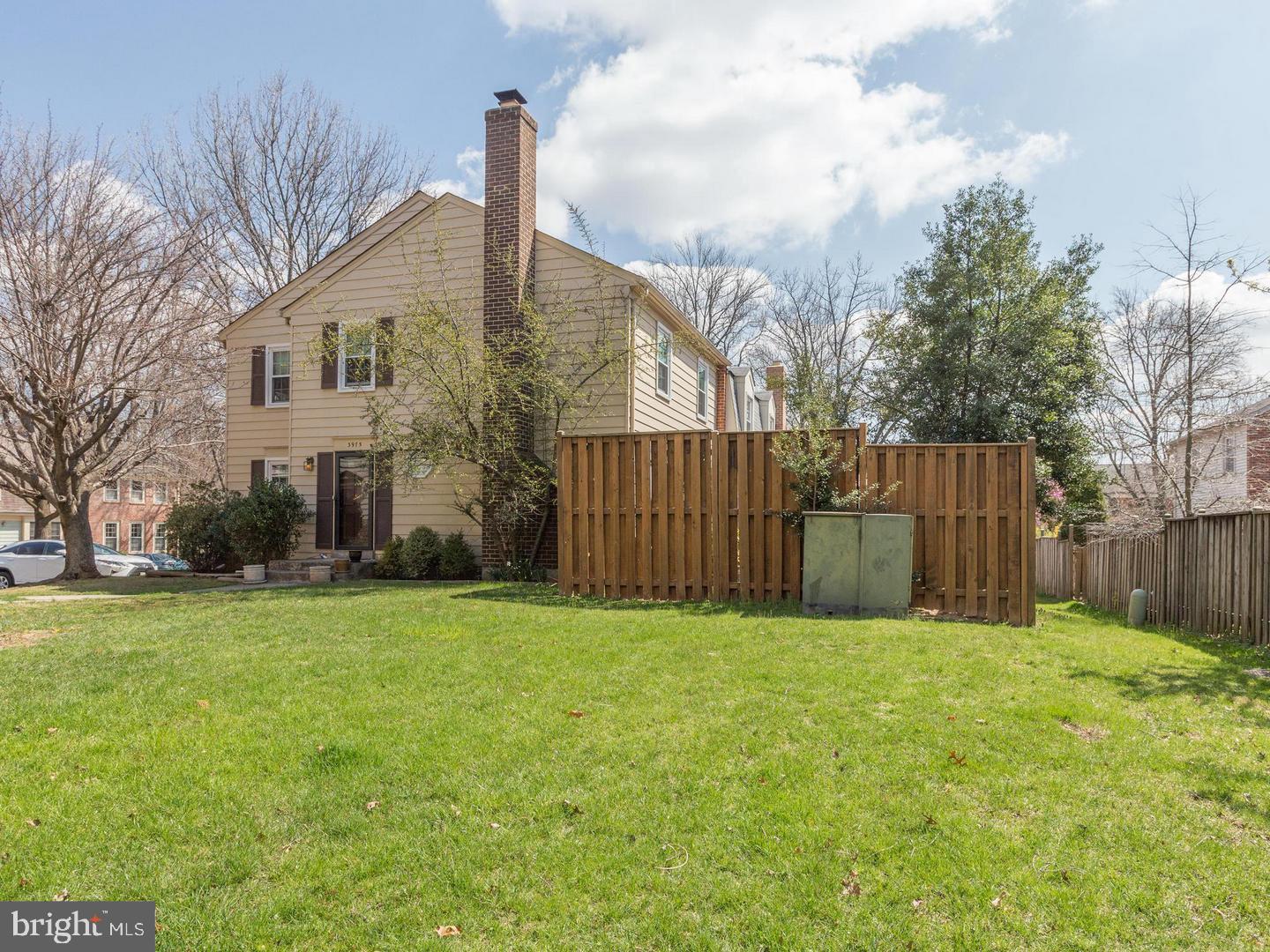 3975 WILCOXSON DRIVE