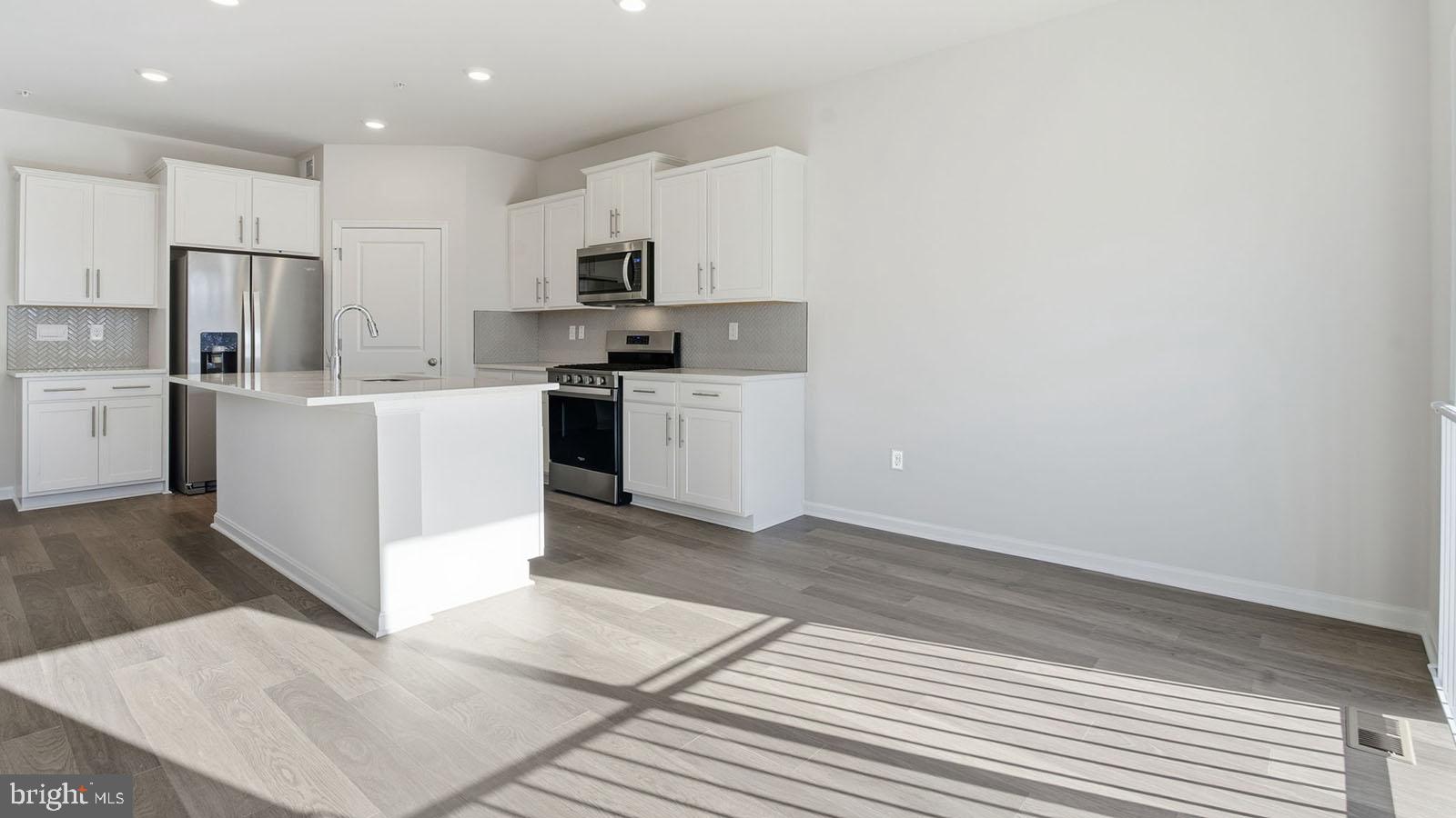 VILLAGES OF WHITE MARSH - Residential