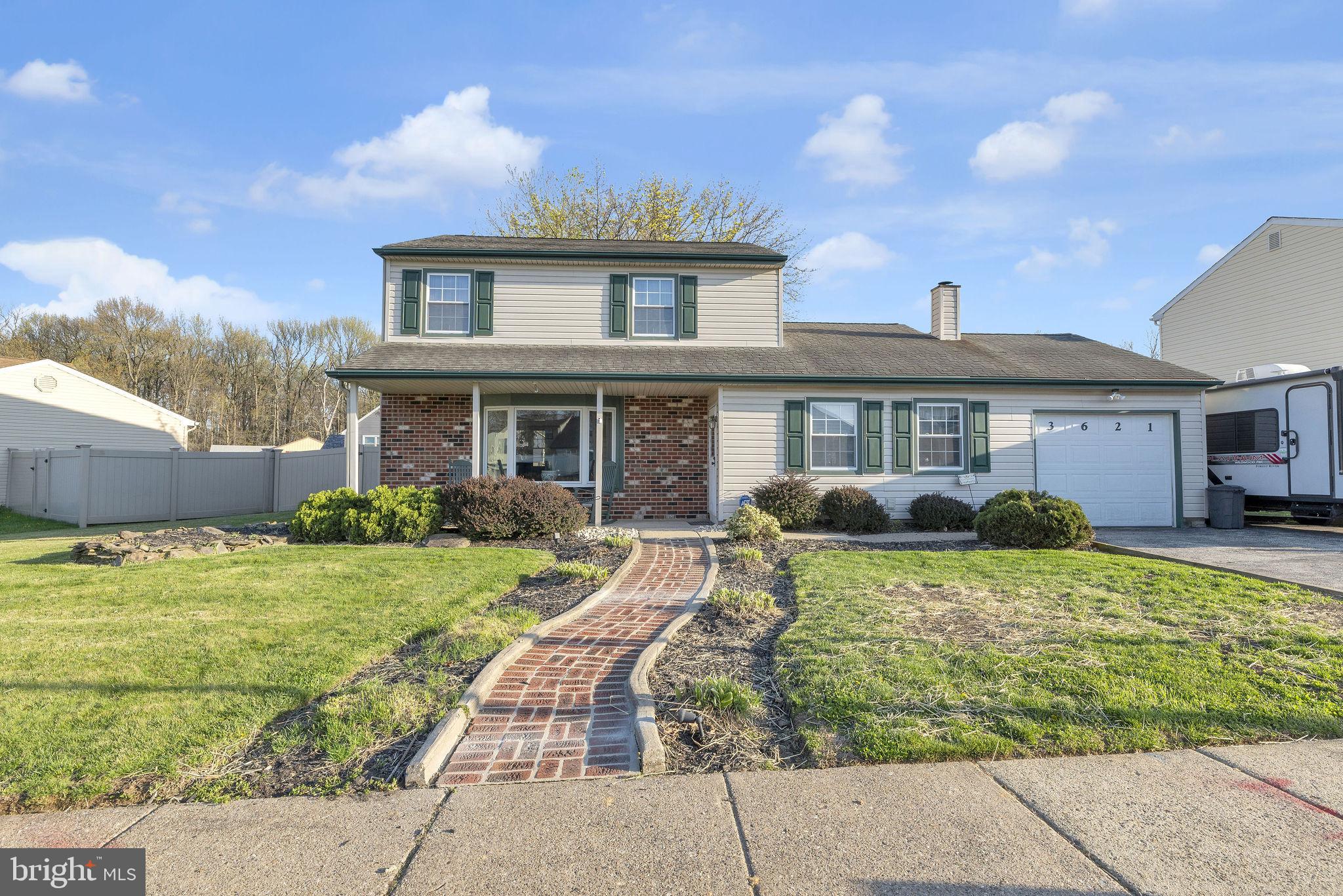 VALLEY MDWS - Residential