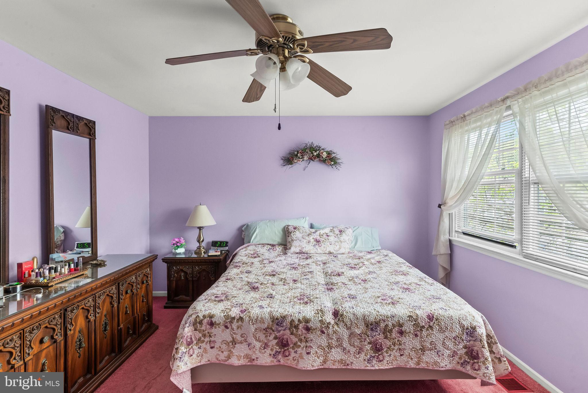 VALLEY MDWS - Residential