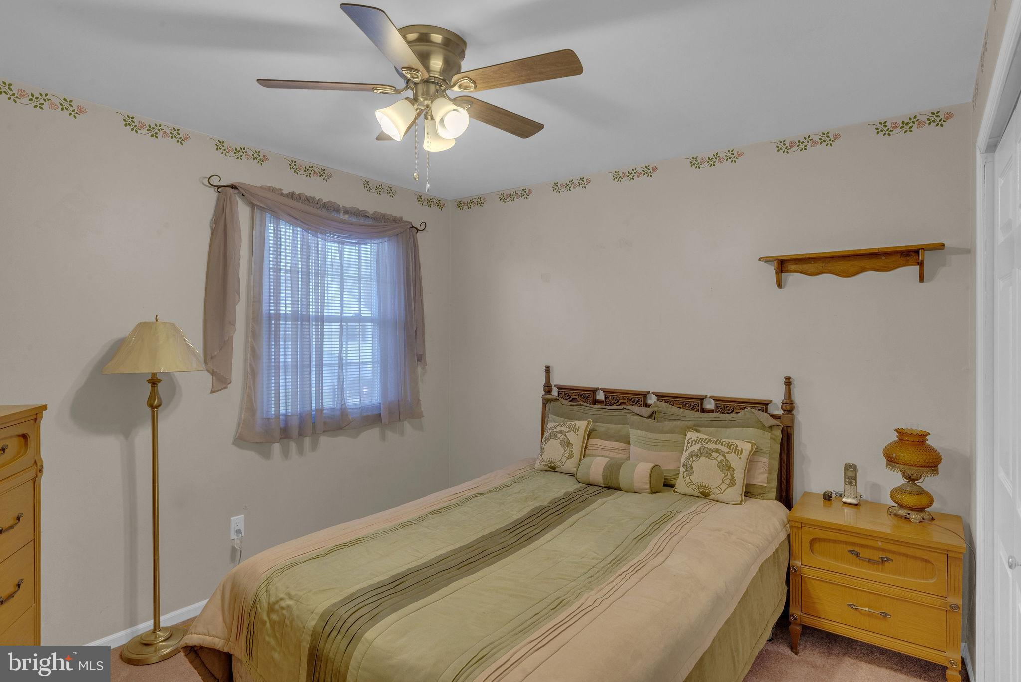 VALLEY MDWS - Residential