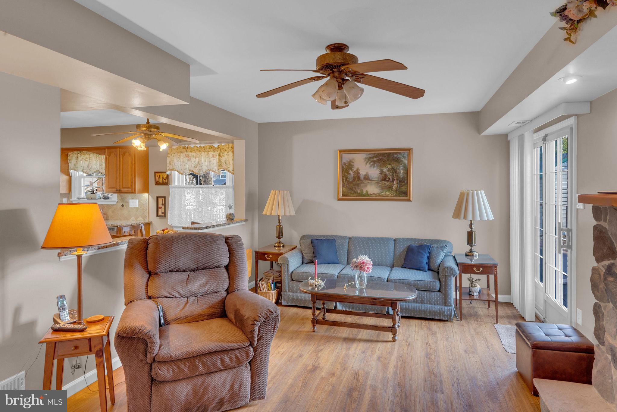 VALLEY MDWS - Residential