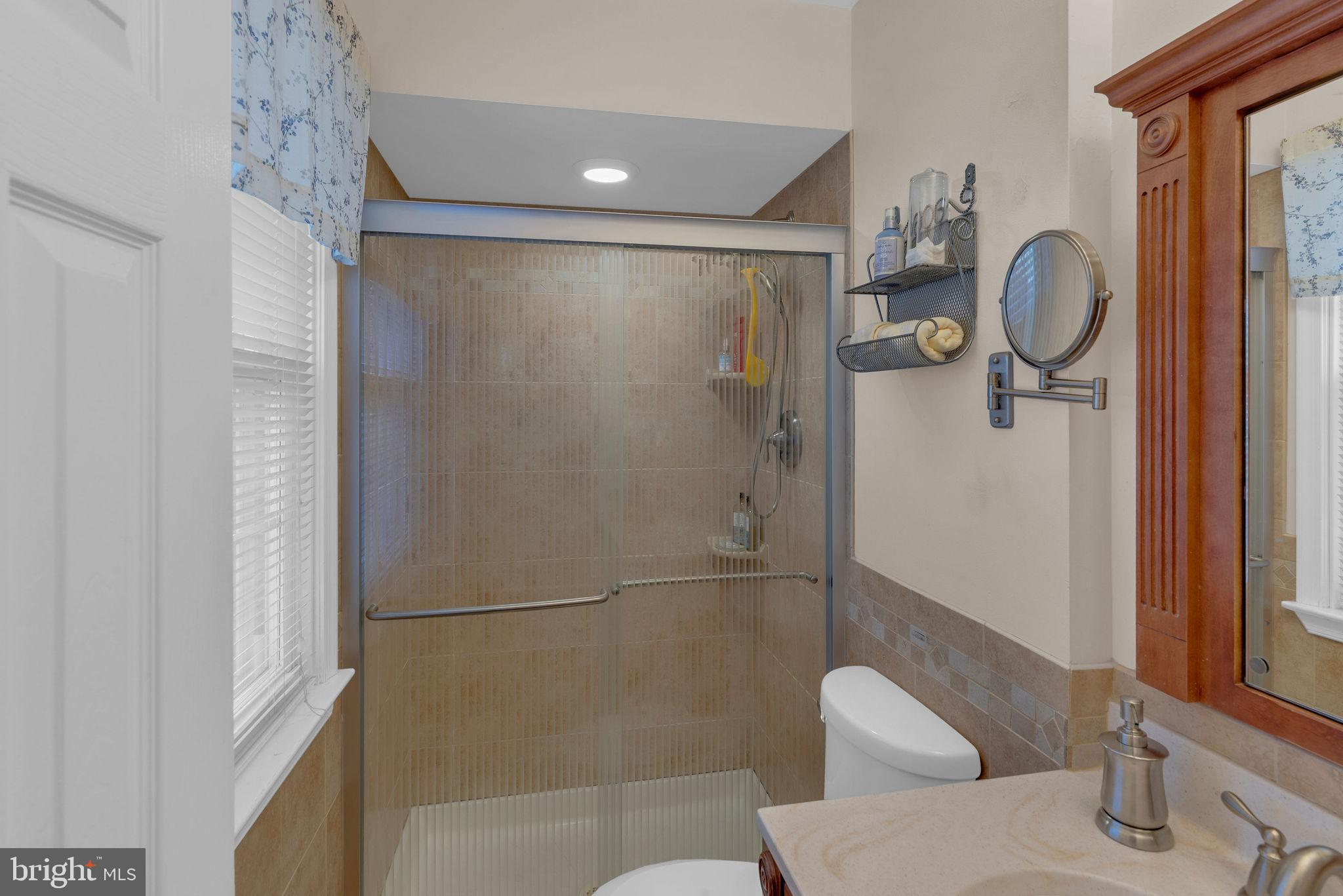 VALLEY MDWS - Residential