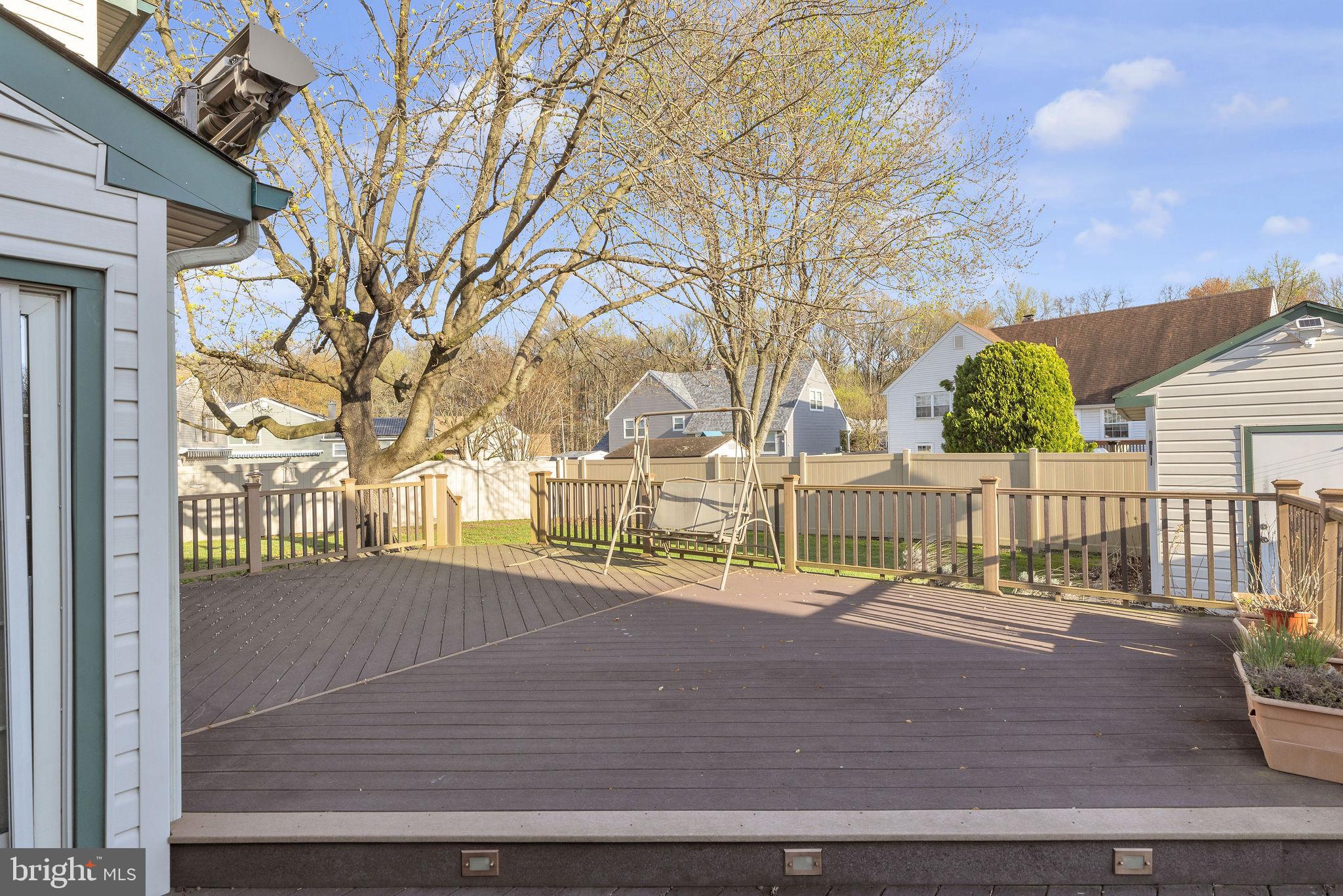 VALLEY MDWS - Residential