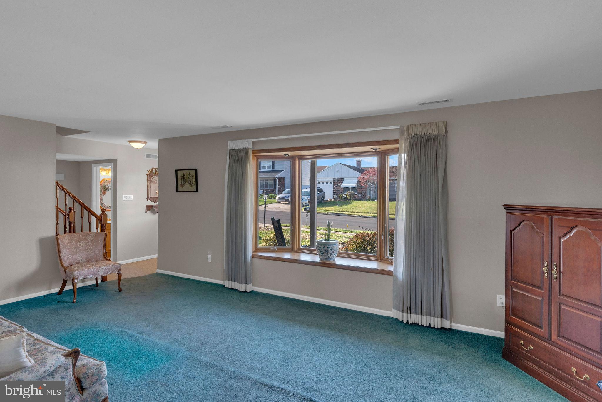 VALLEY MDWS - Residential