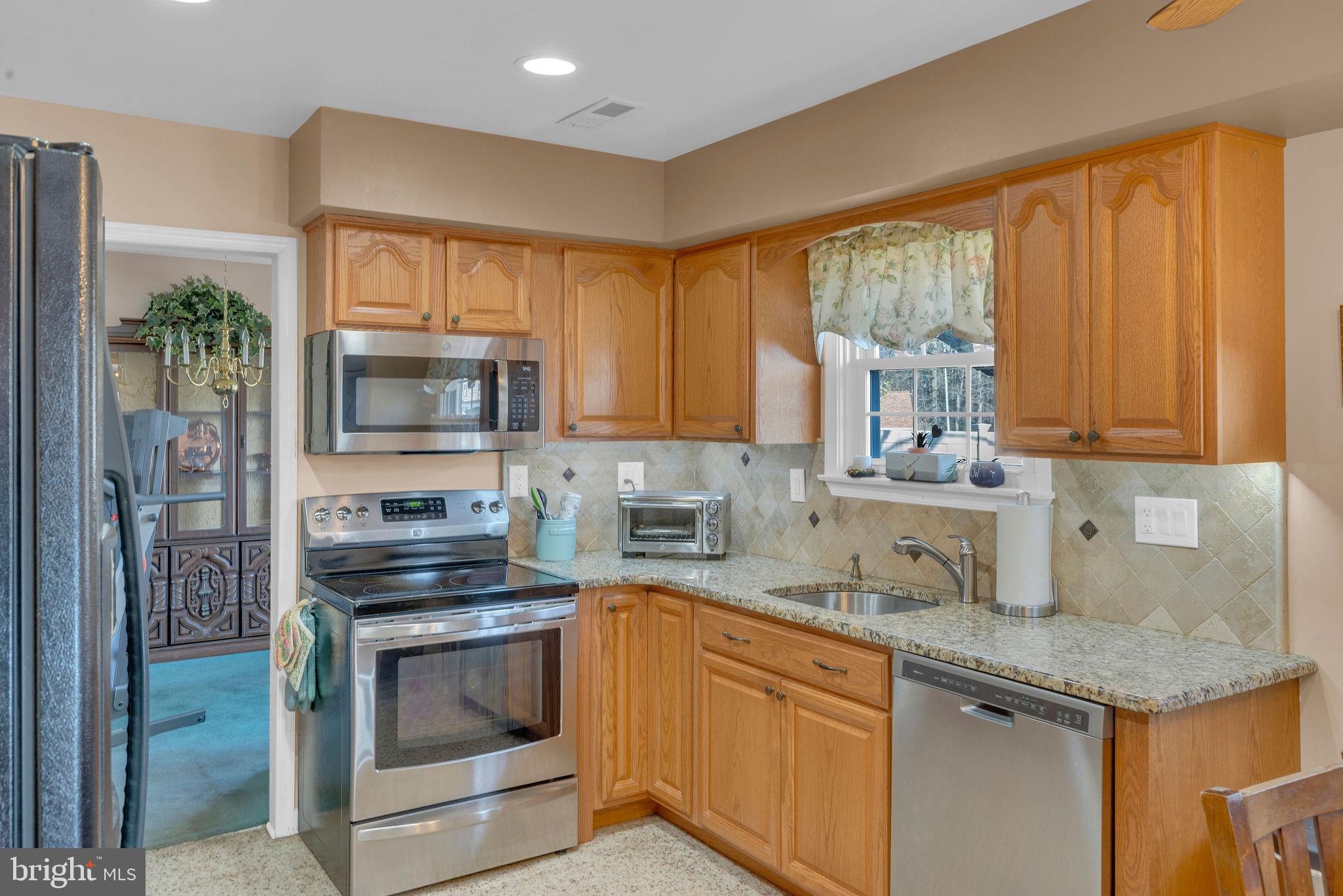 VALLEY MDWS - Residential