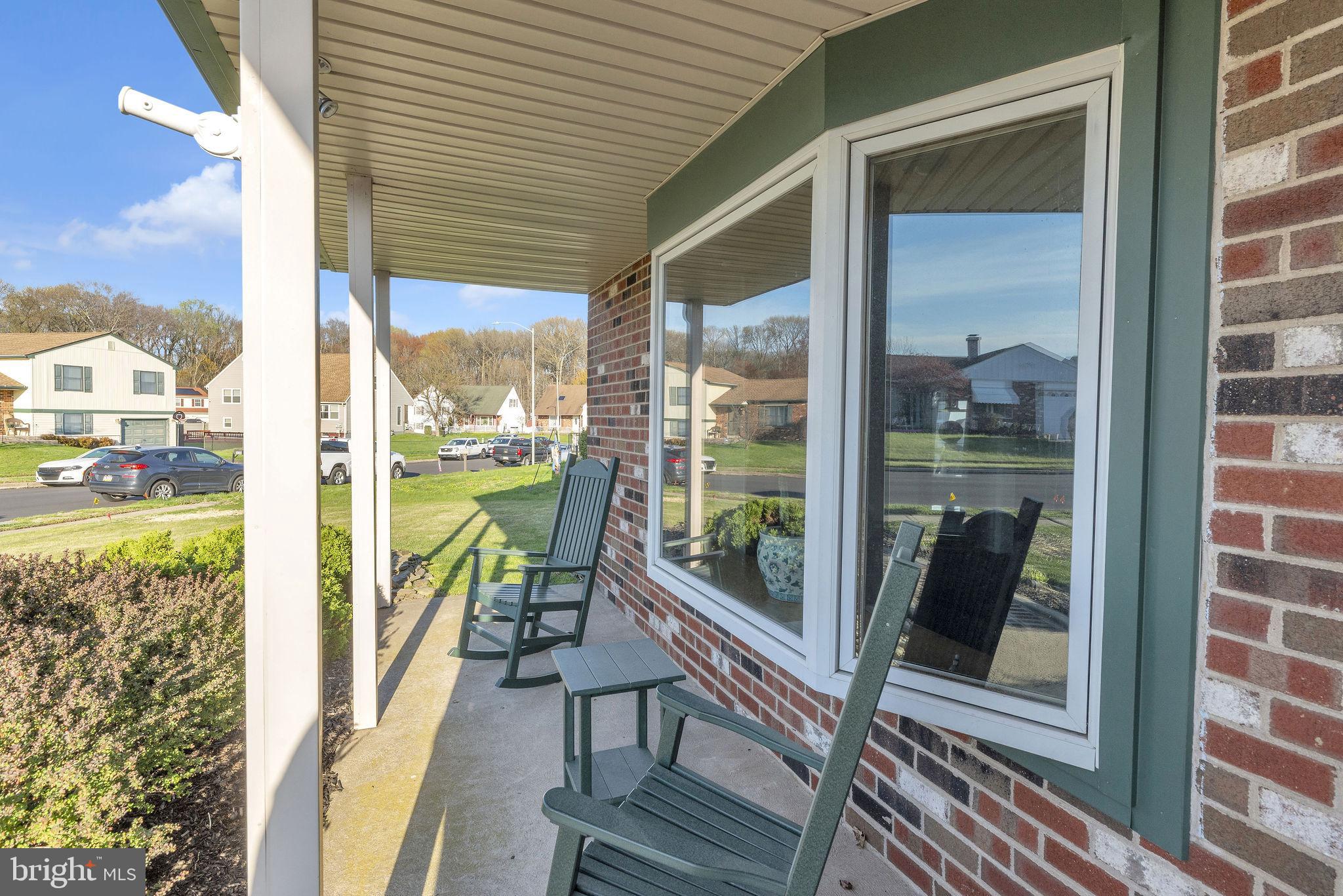 VALLEY MDWS - Residential