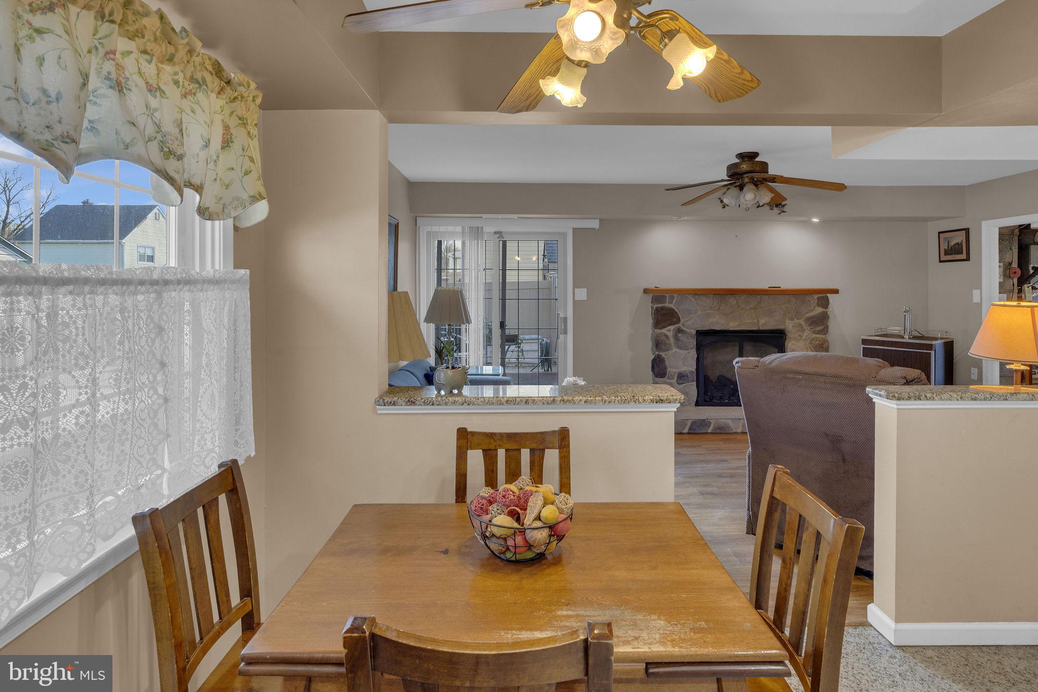 VALLEY MDWS - Residential