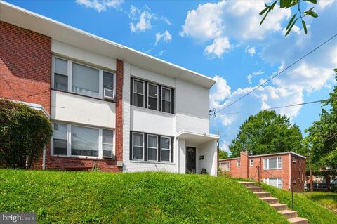 211 WEBSTER STREET NE WASHINGTON DC 20011