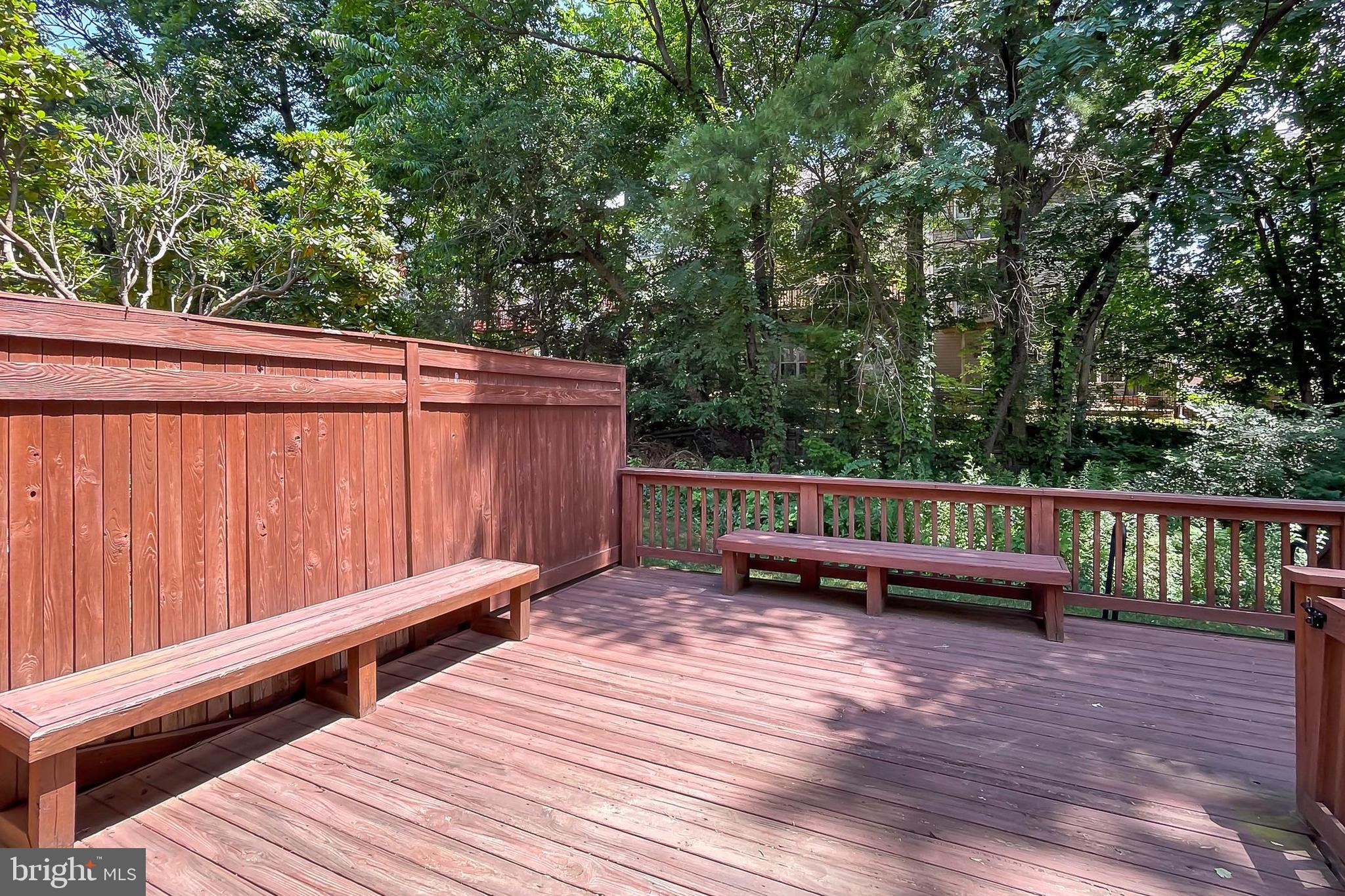 FAIR LAKES - Residential Lease