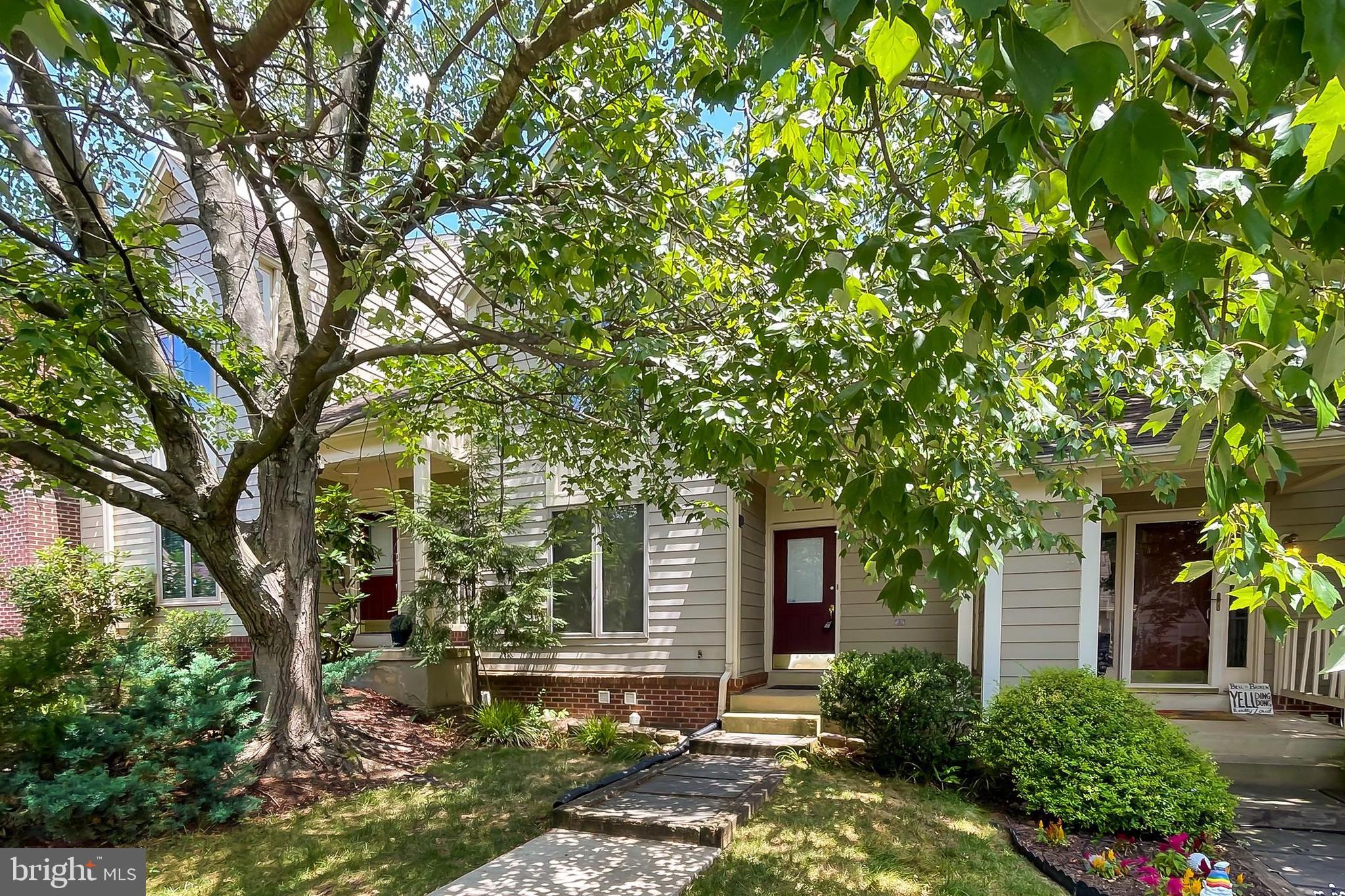 FAIR LAKES - Residential Lease