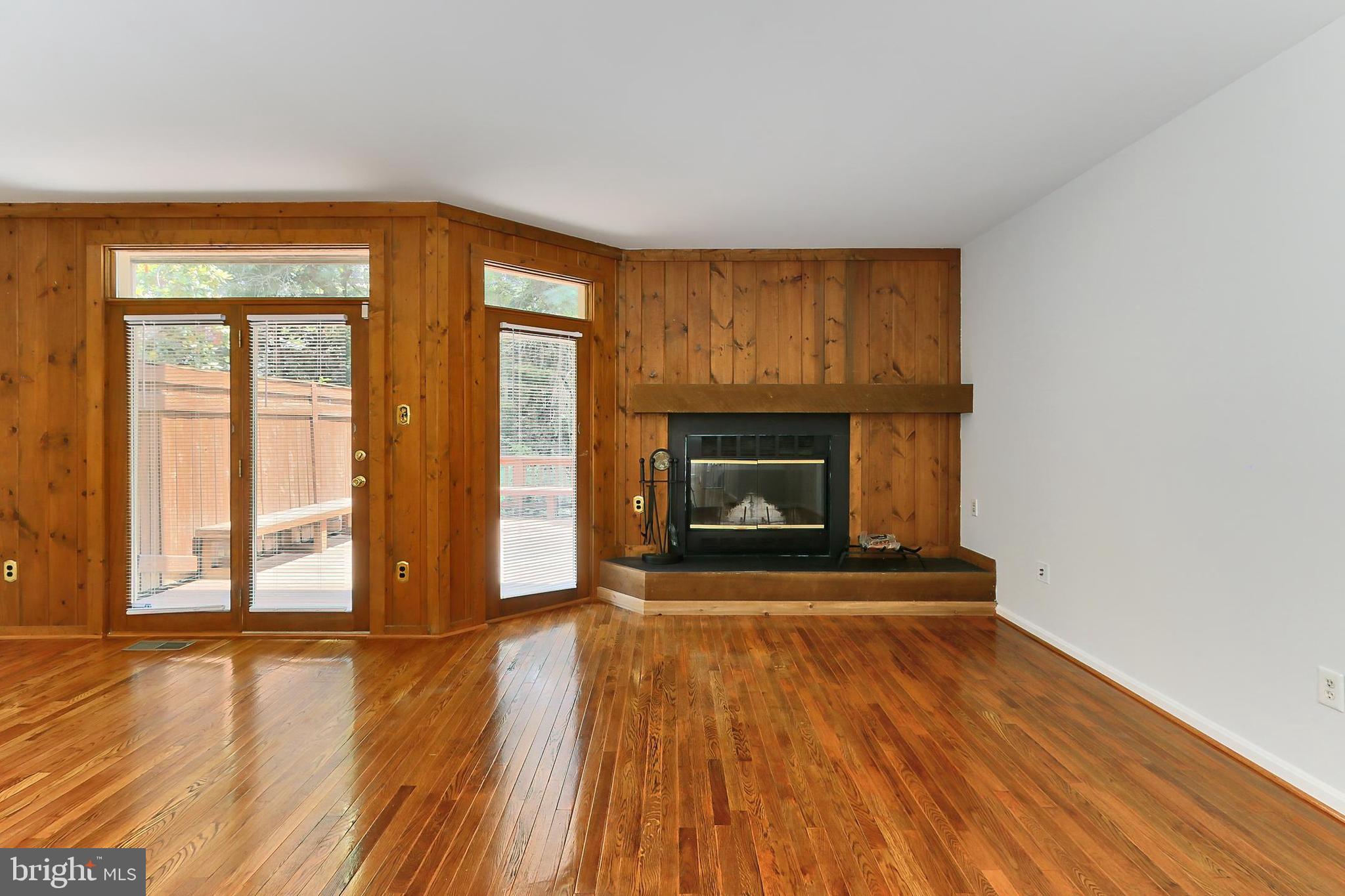 FAIR LAKES - Residential Lease