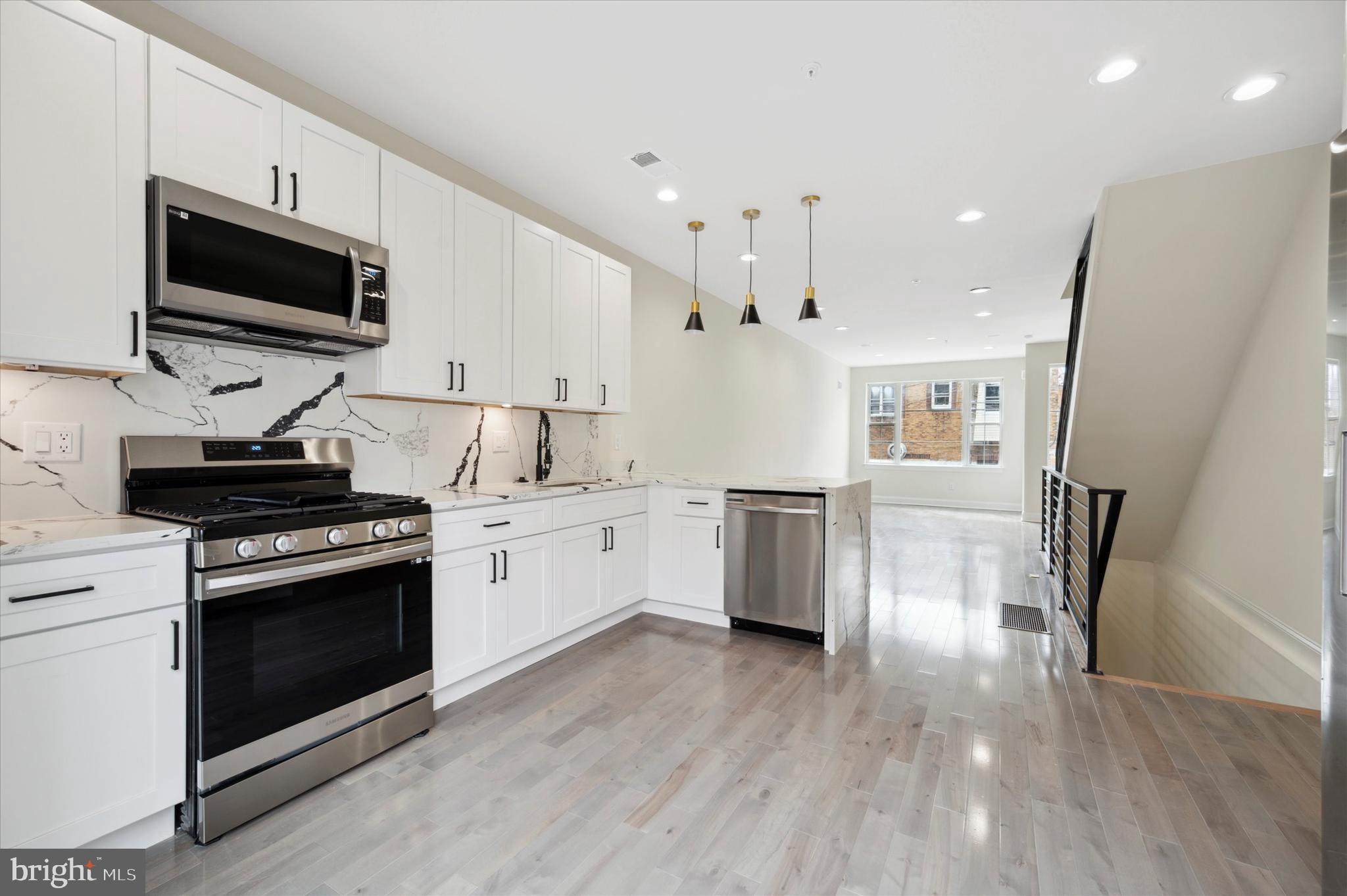 GRAYS FERRY - Residential