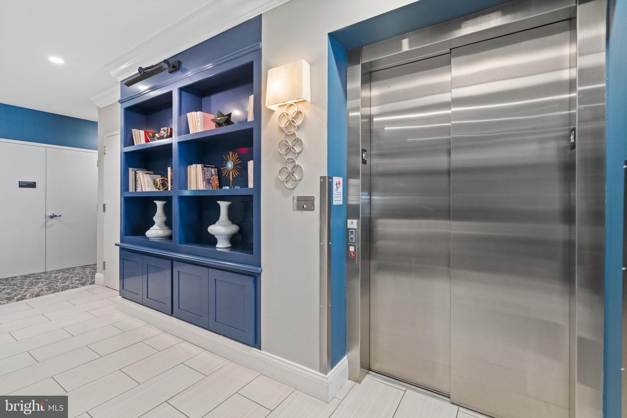 THE ENCLAVE - Residential