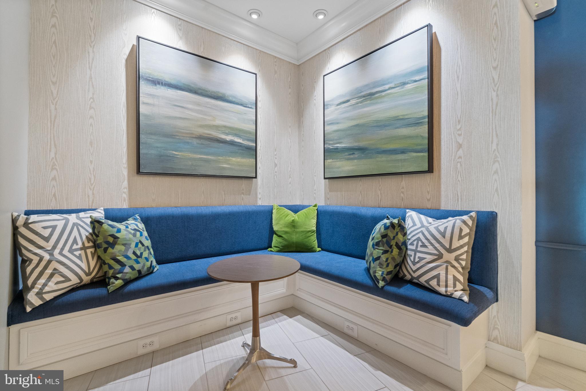 THE ENCLAVE - Residential