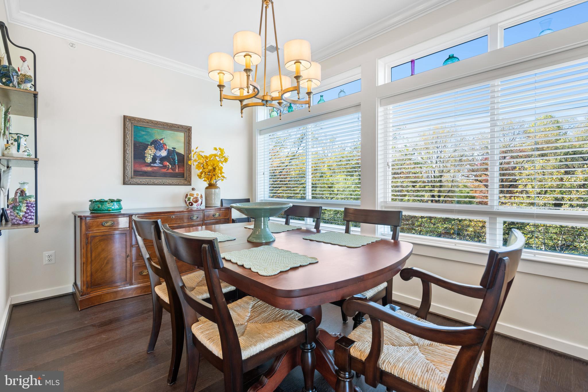 THE ENCLAVE - Residential