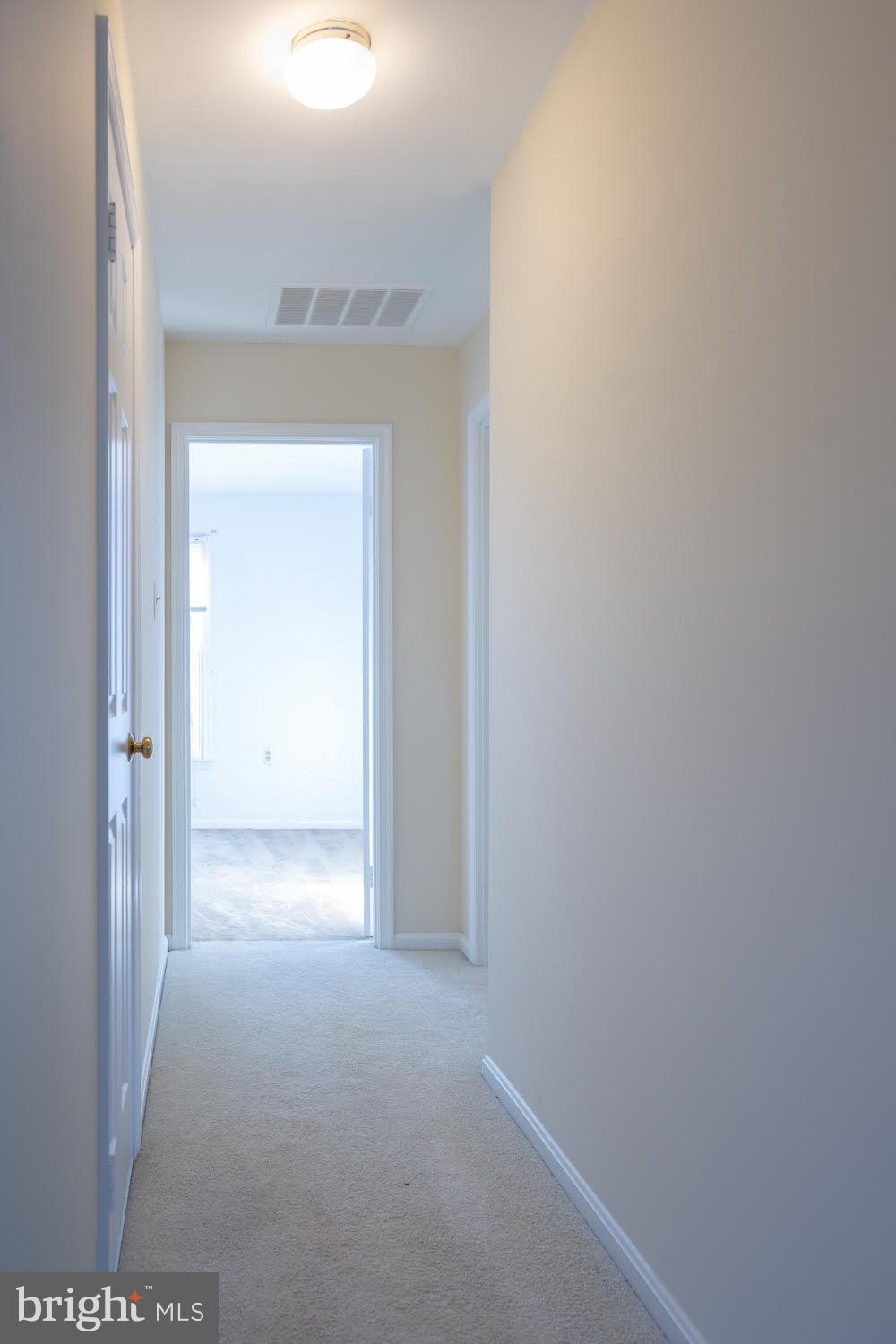 LITTLE ROCKY RUN - Residential Lease