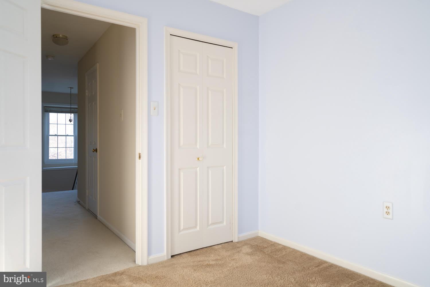 LITTLE ROCKY RUN - Residential Lease