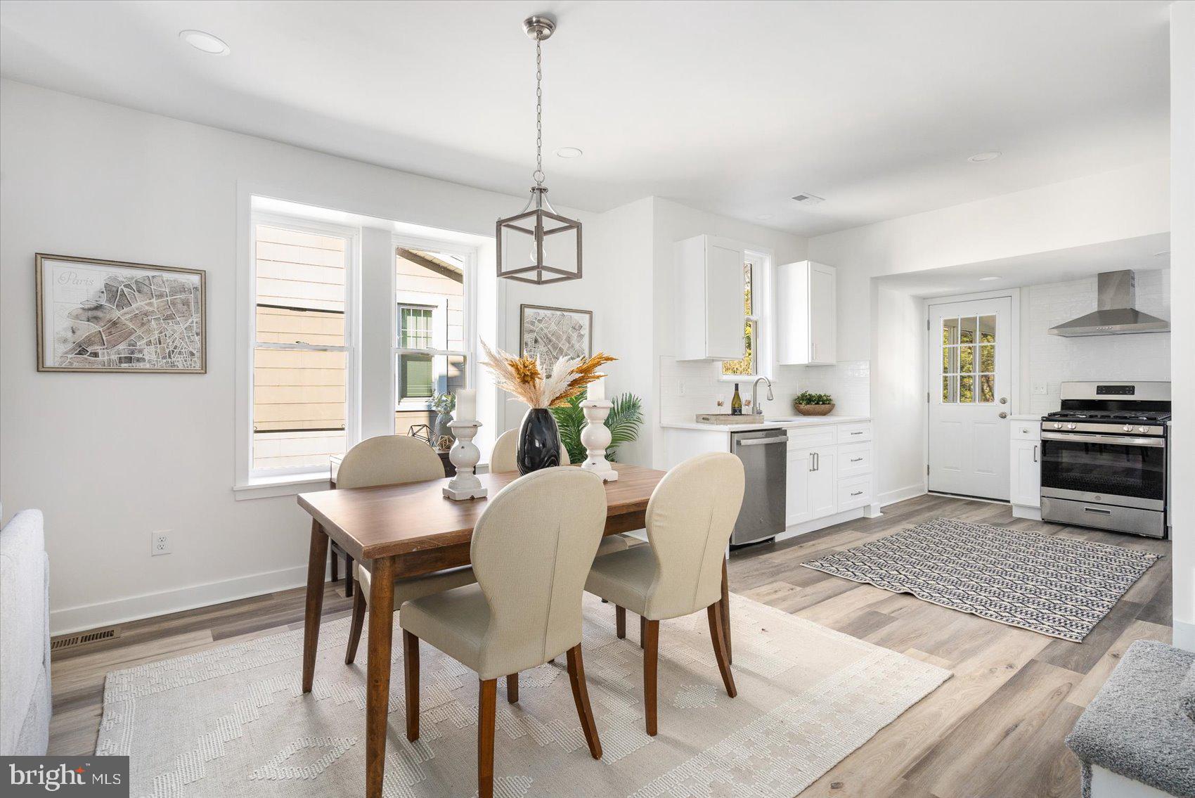 CEDARCROFT HISTORIC DISTRICT - Residential Lease
