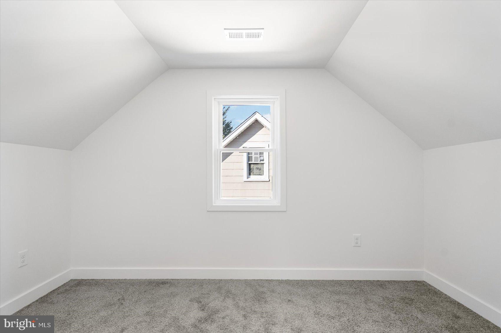 CEDARCROFT HISTORIC DISTRICT - Residential Lease