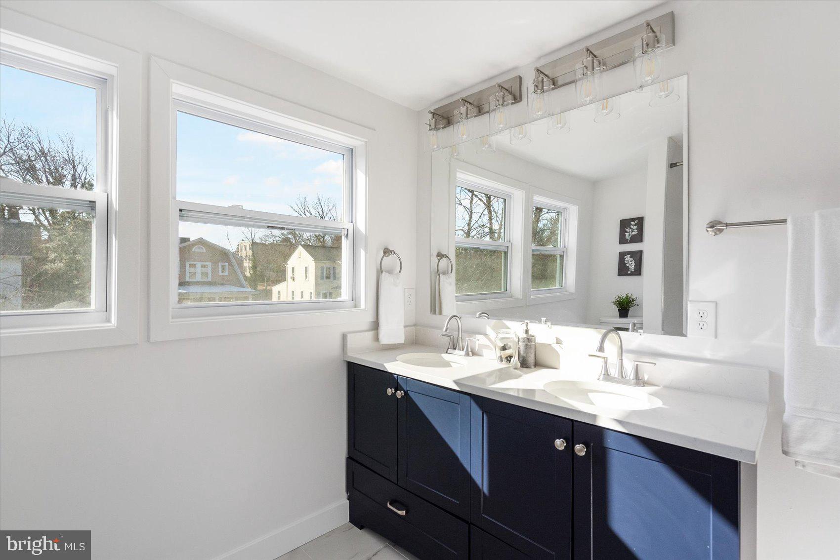 CEDARCROFT HISTORIC DISTRICT - Residential Lease