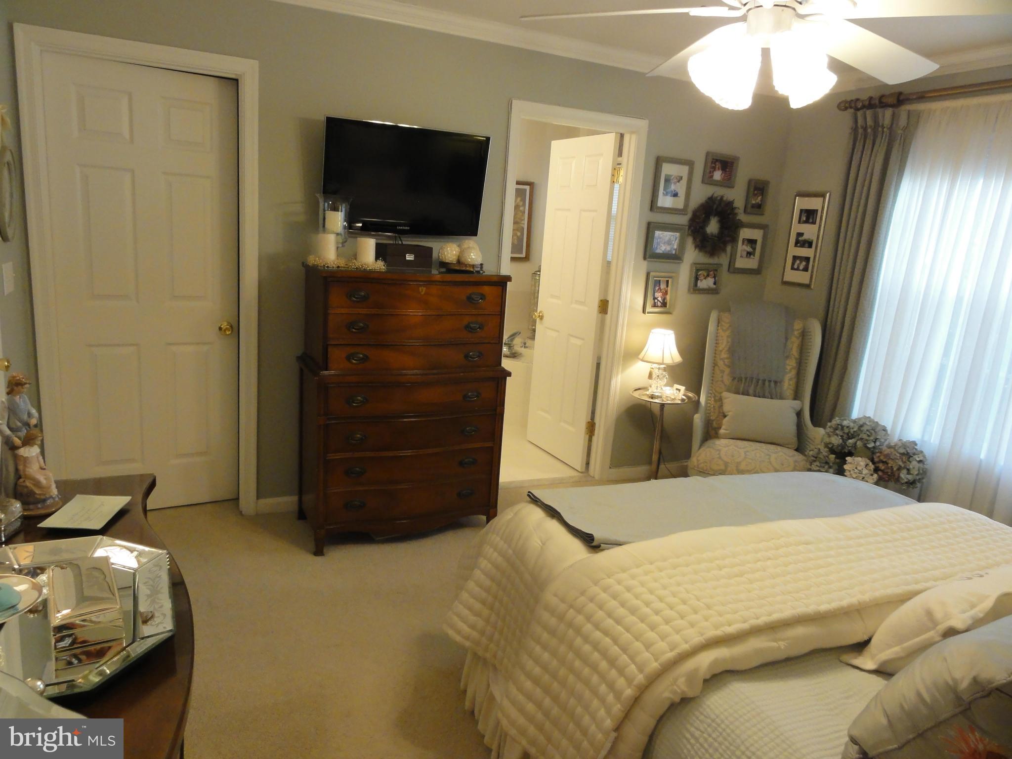 WATERS EDGE AT WOODS LANDING - Residential