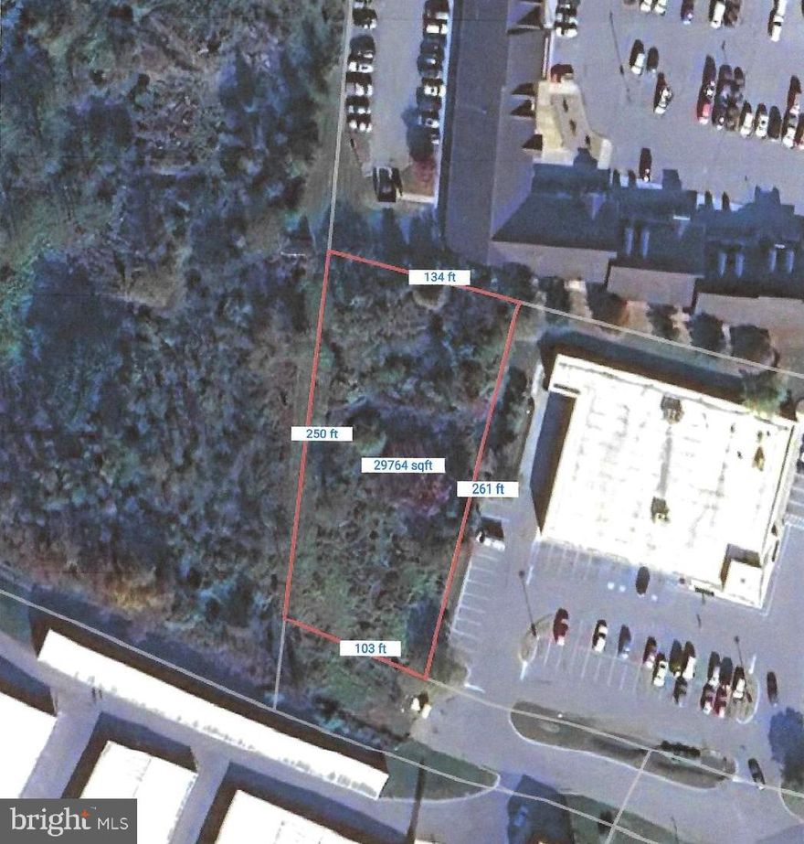 Great opportunity to purchase a lot for construction of an office or storefront in a highly travelled and commercial/retail area.  Public utilities available.  Additional acreage can be purchased.