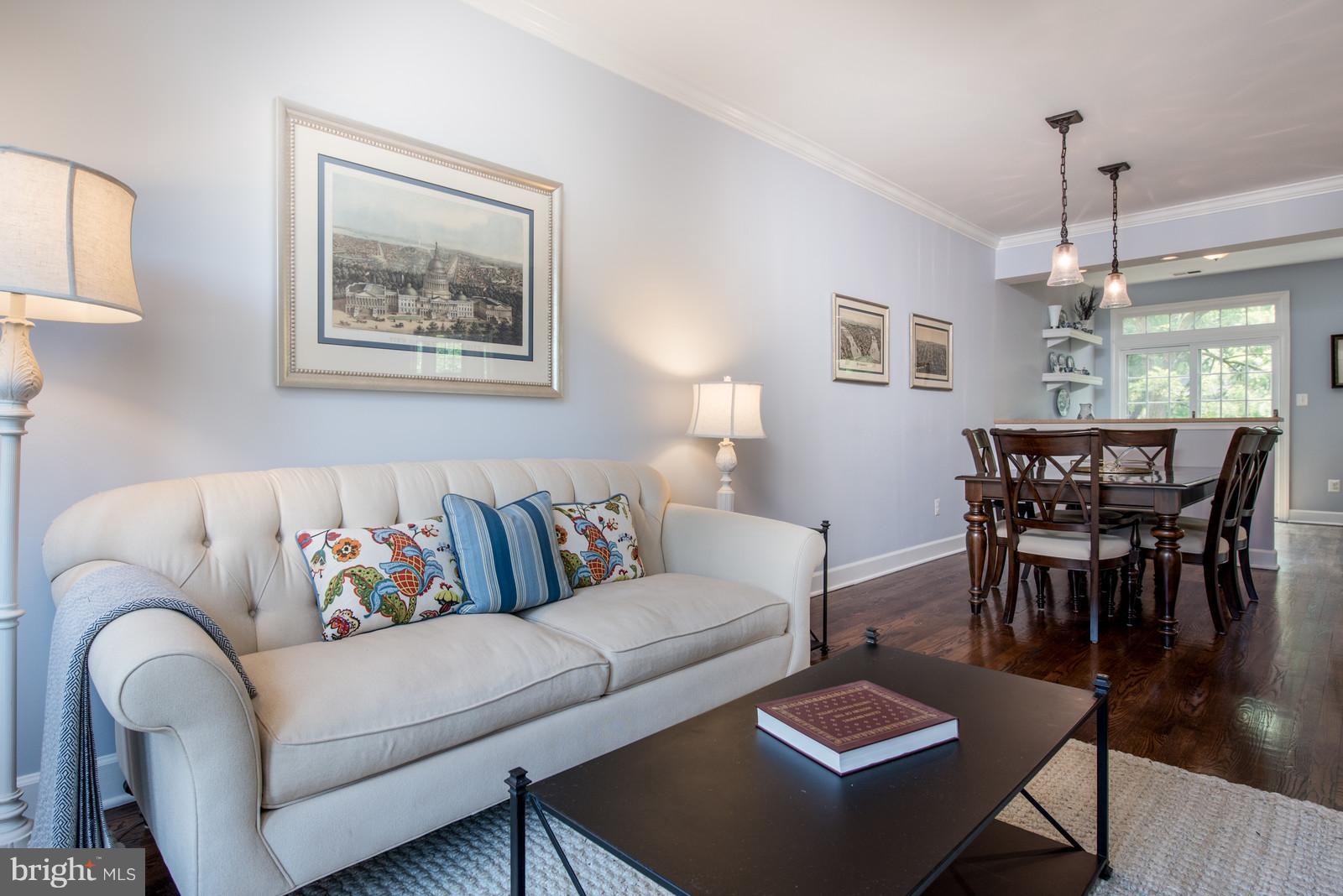 SUNNYSIDE - Residential