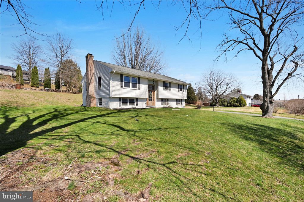 Photo of 668 Scotland Road, QUARRYVILLE, PA 17566 (MLS # PALA2084832)