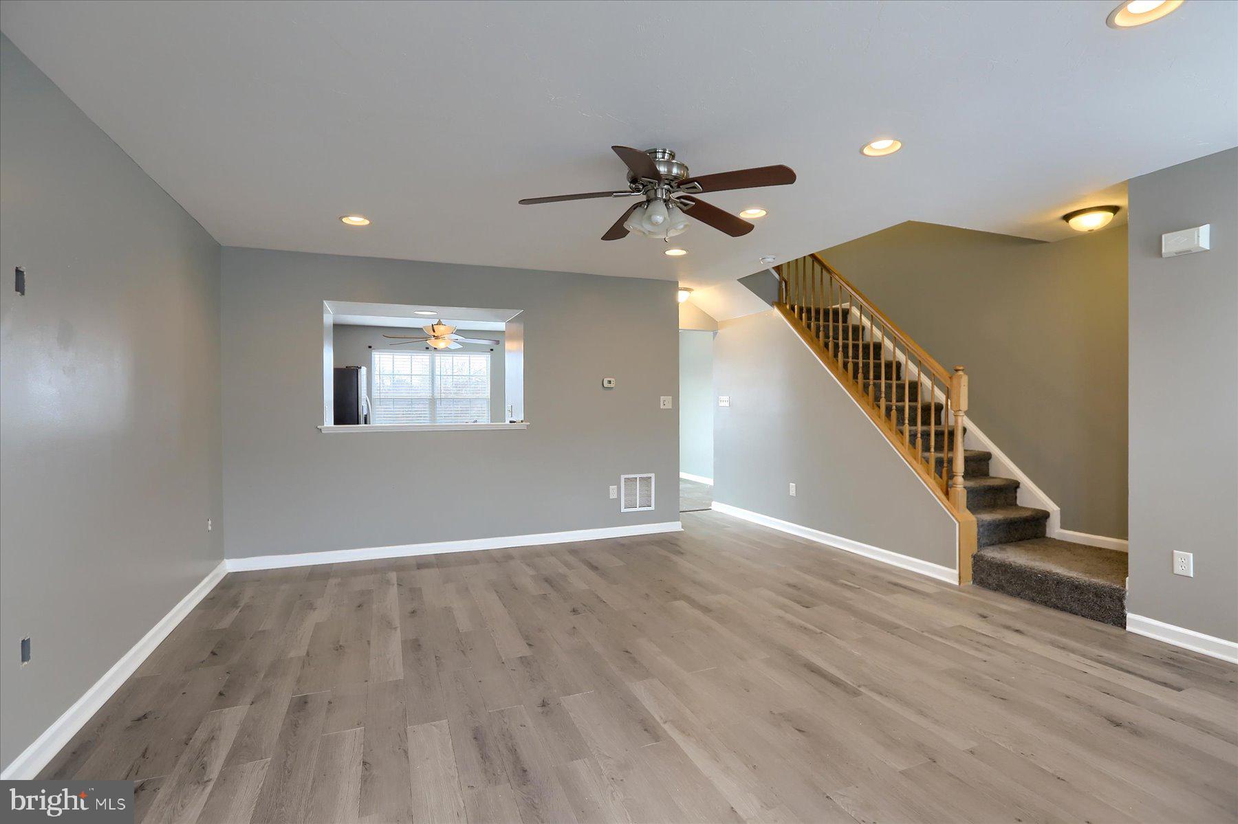 WILSON SPRINGS - Residential