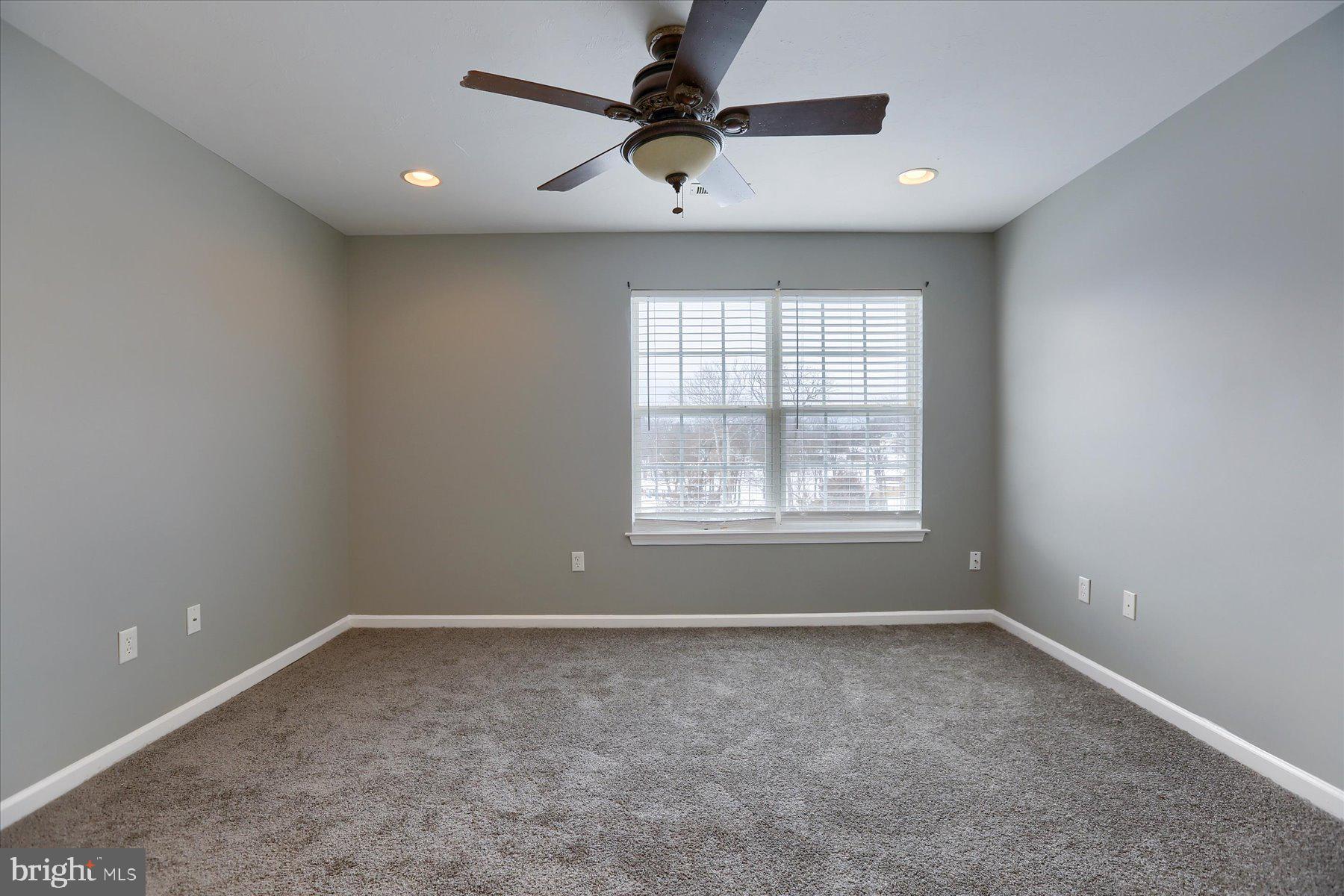WILSON SPRINGS - Residential
