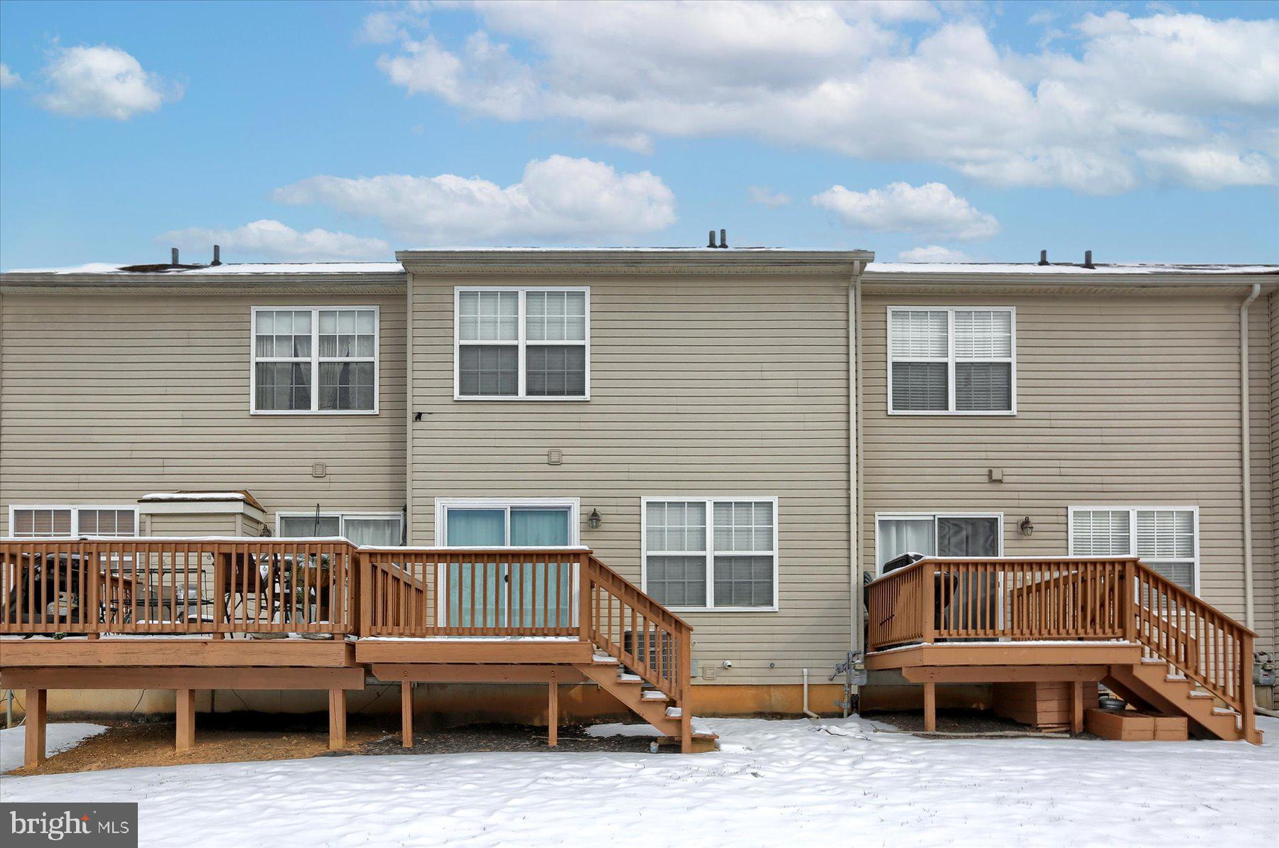 WILSON SPRINGS - Residential