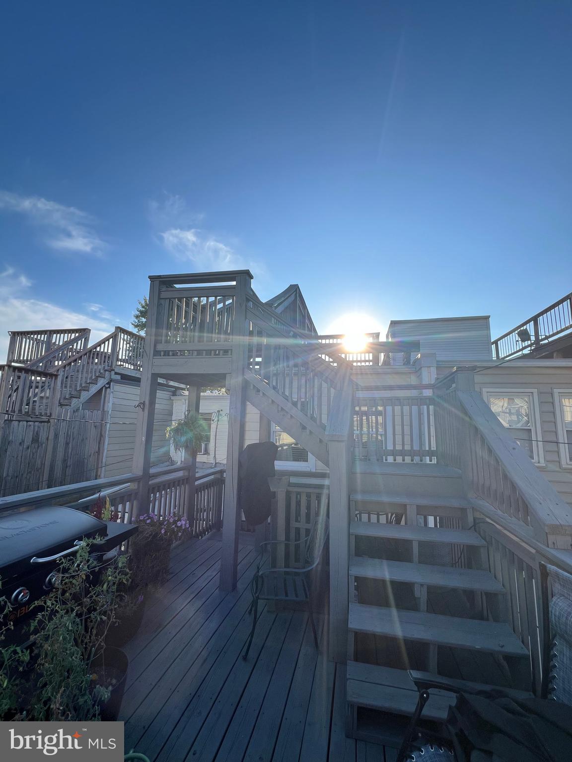 HIGHLANDTOWN - Residential Lease