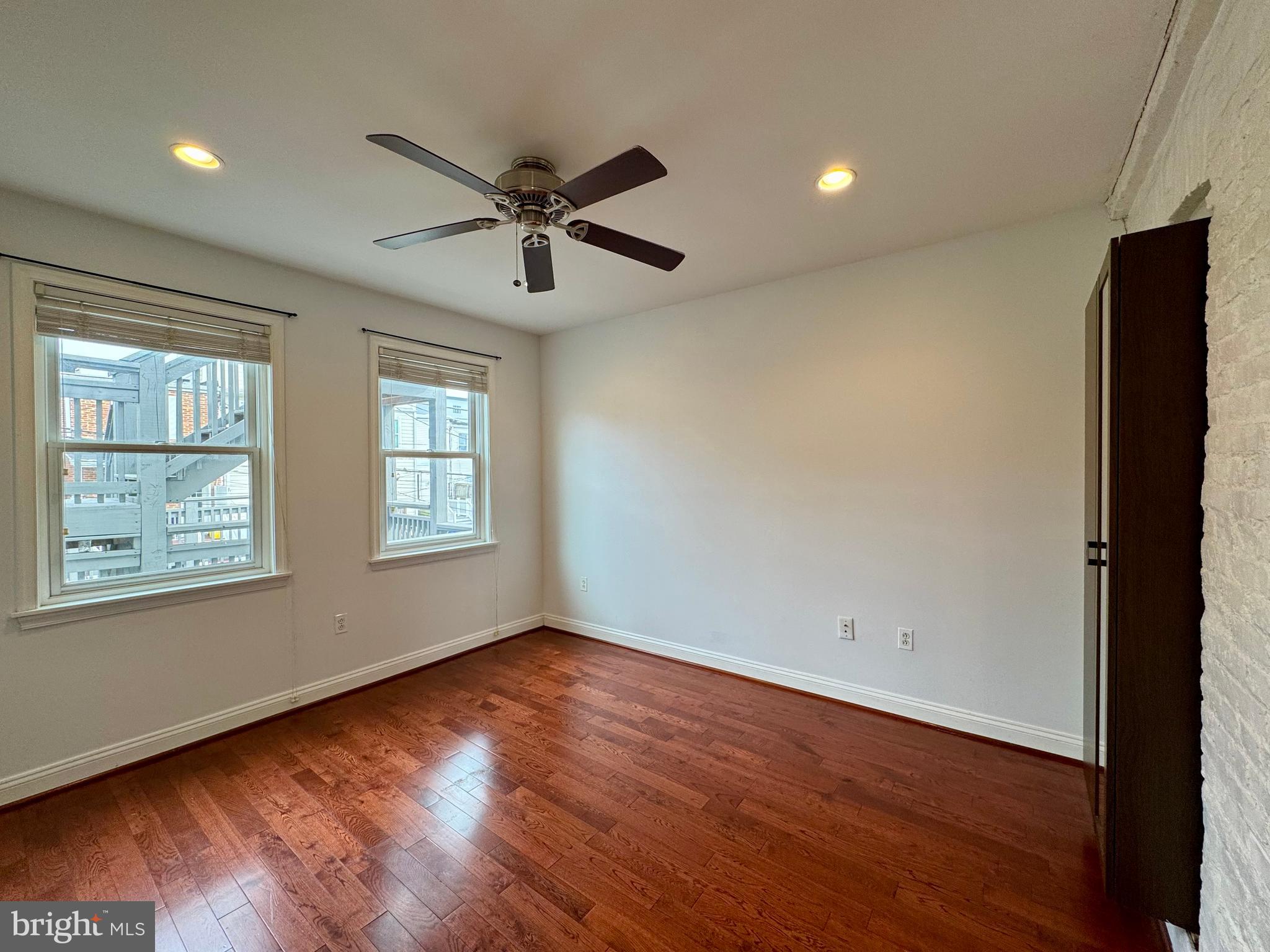 HIGHLANDTOWN - Residential Lease