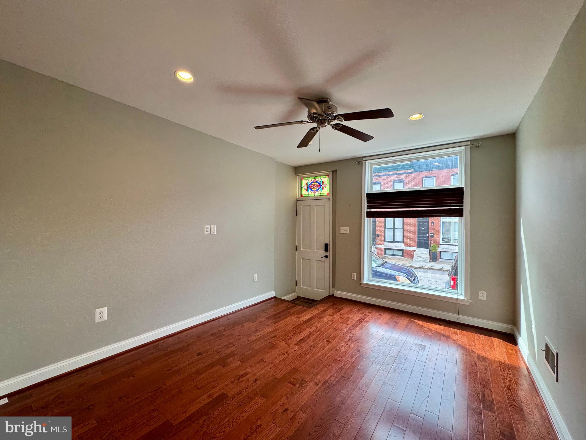 HIGHLANDTOWN - Residential Lease