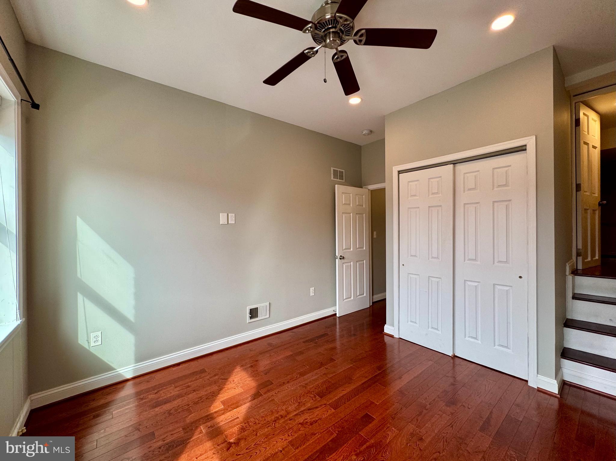 HIGHLANDTOWN - Residential Lease