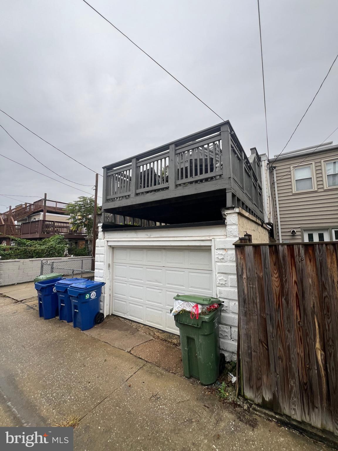 HIGHLANDTOWN - Residential Lease