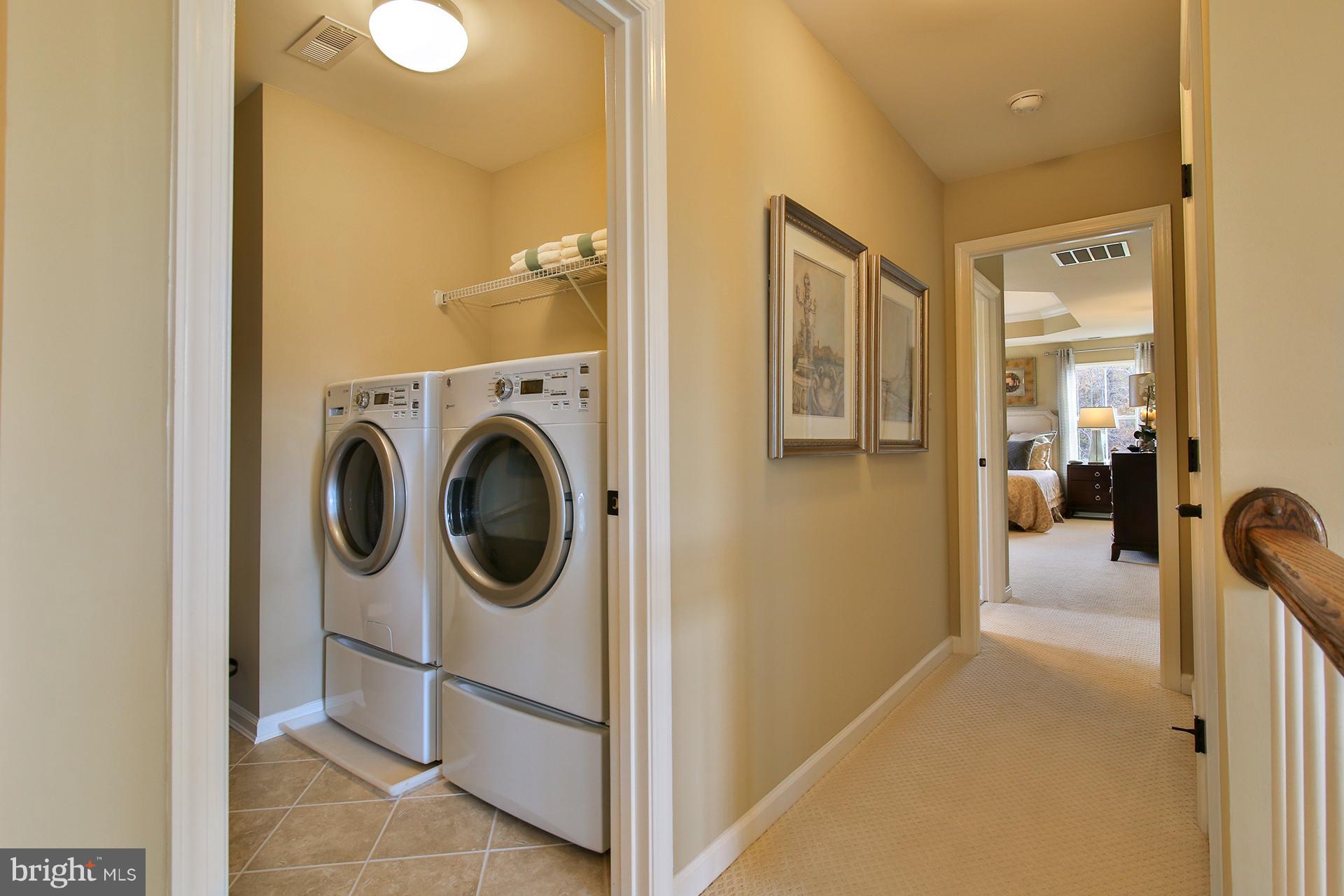 OAK CREEK - Residential