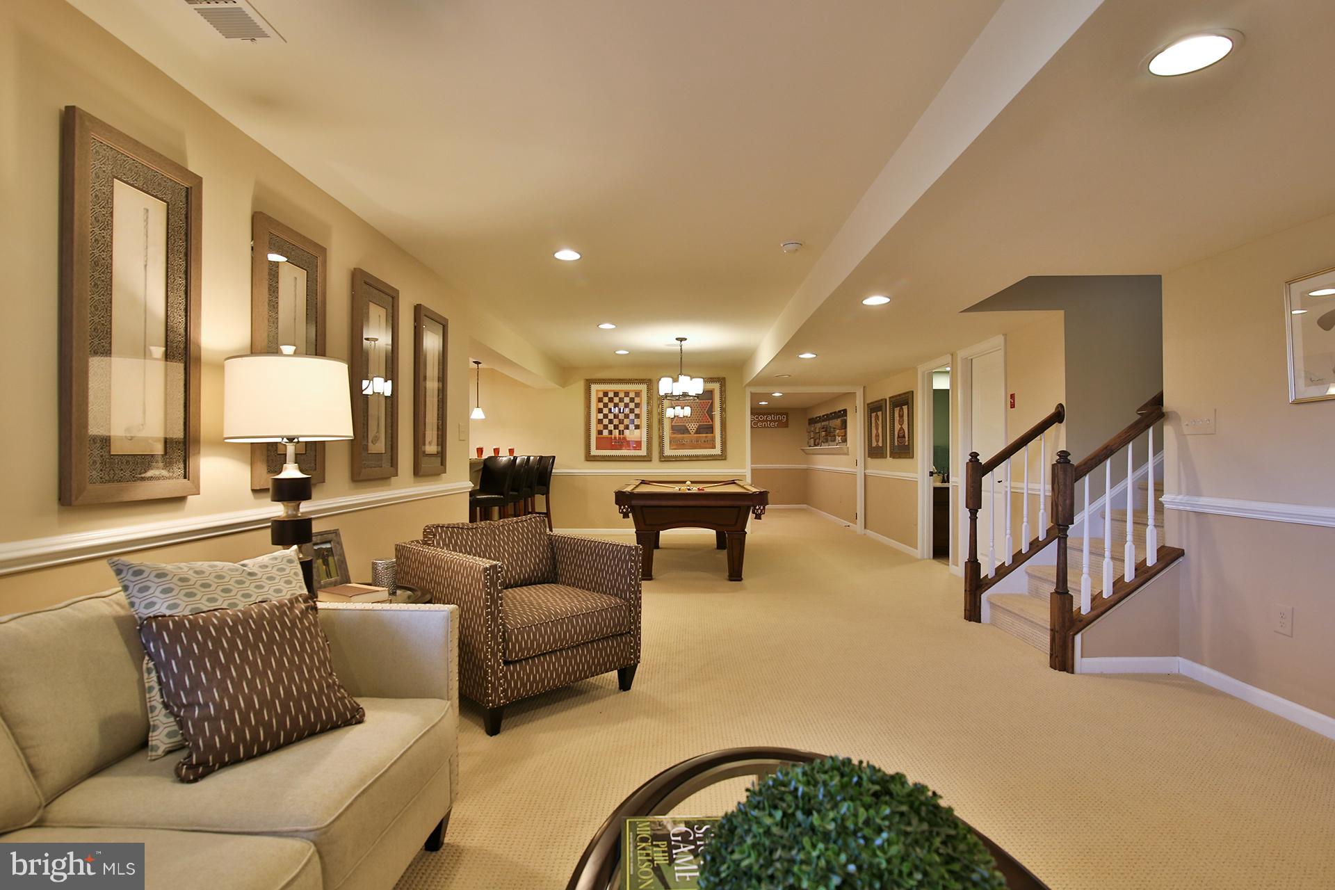 OAK CREEK - Residential