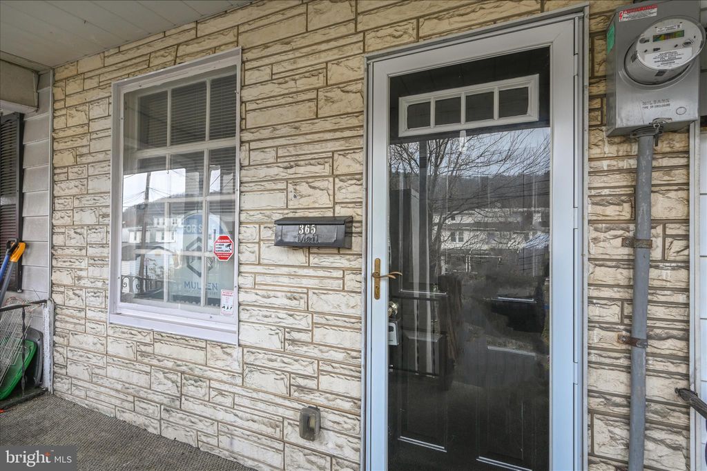 Photo of 365 Preston Avenue, GIRARDVILLE, PA 17935 (MLS # PASK2024570)