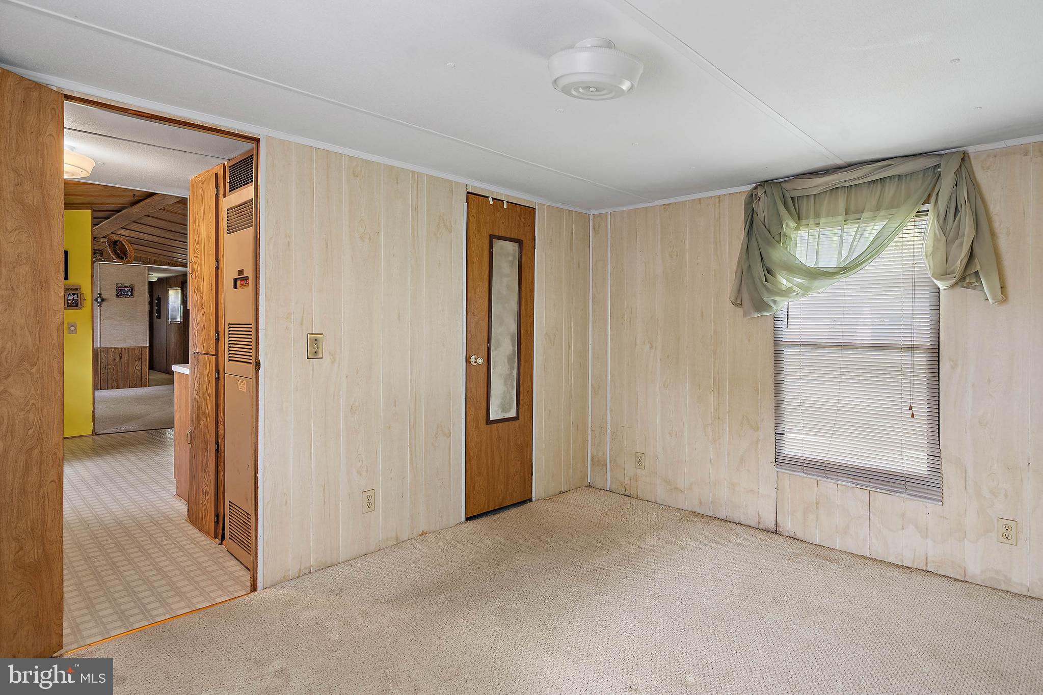 ANGOLA BEACH - Residential