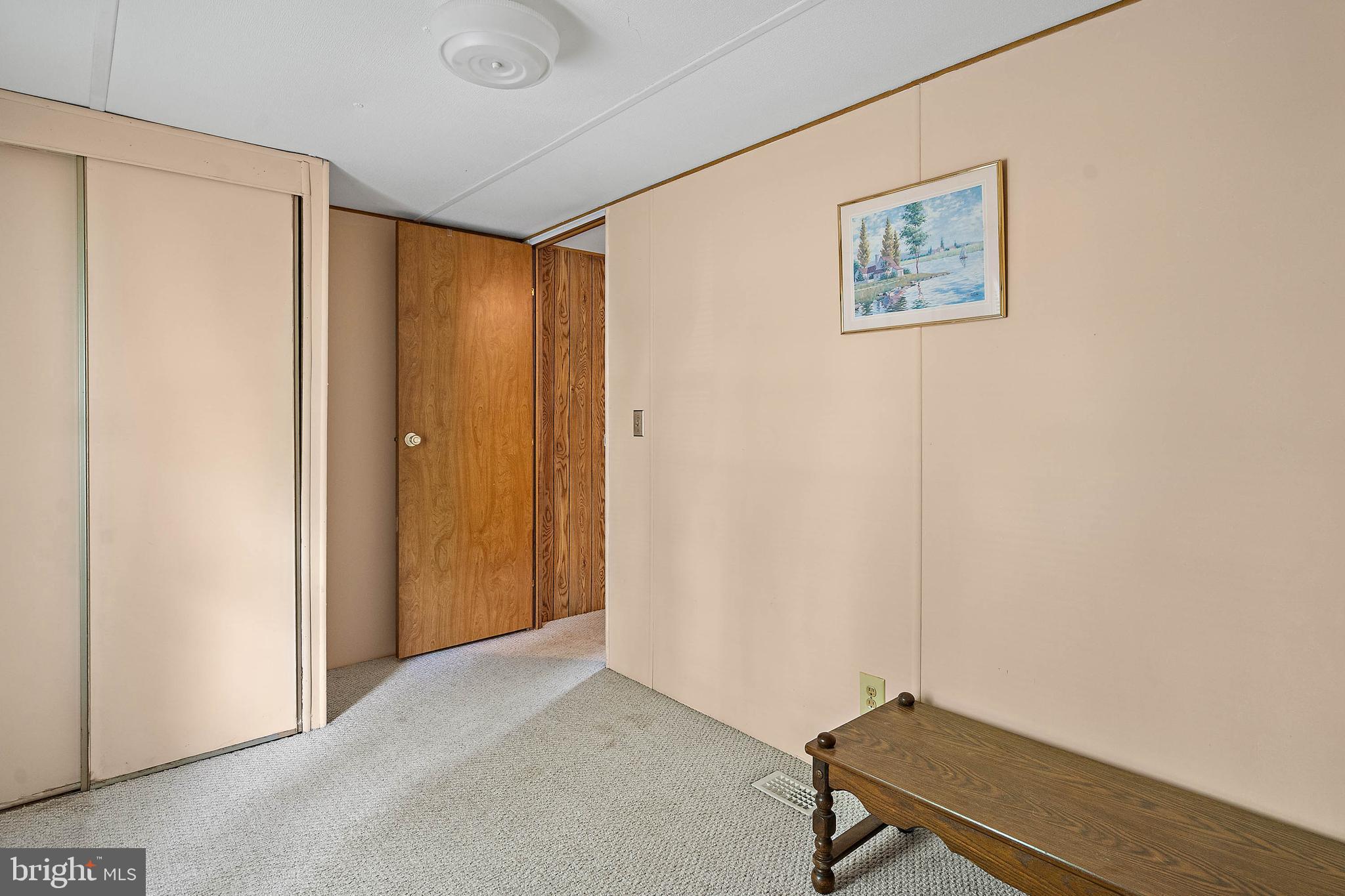 ANGOLA BEACH - Residential
