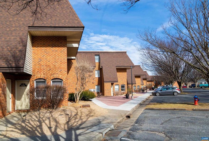 Group of 8 townhomes in College Station being sold as a package 1111A, 1111B, 1115C, 1115D, 1117A, 1117D, 1119B, 1121B