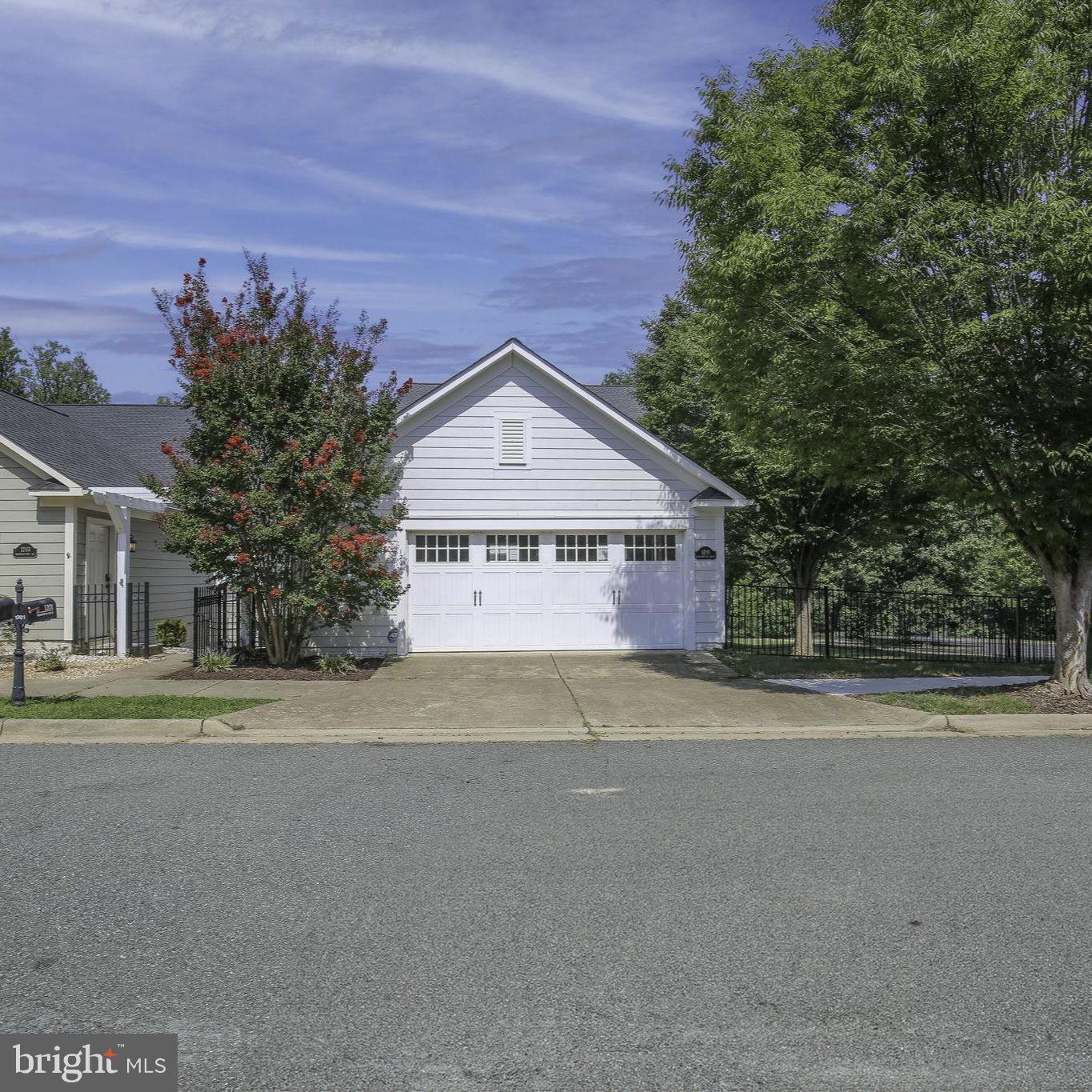 1201 HEARTHSTONE DRIVE