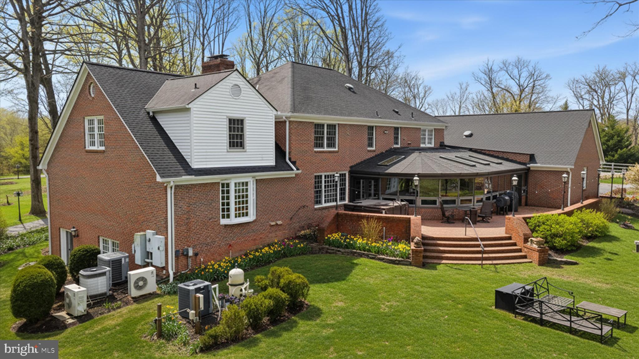 CEDAR KNOLL - Residential