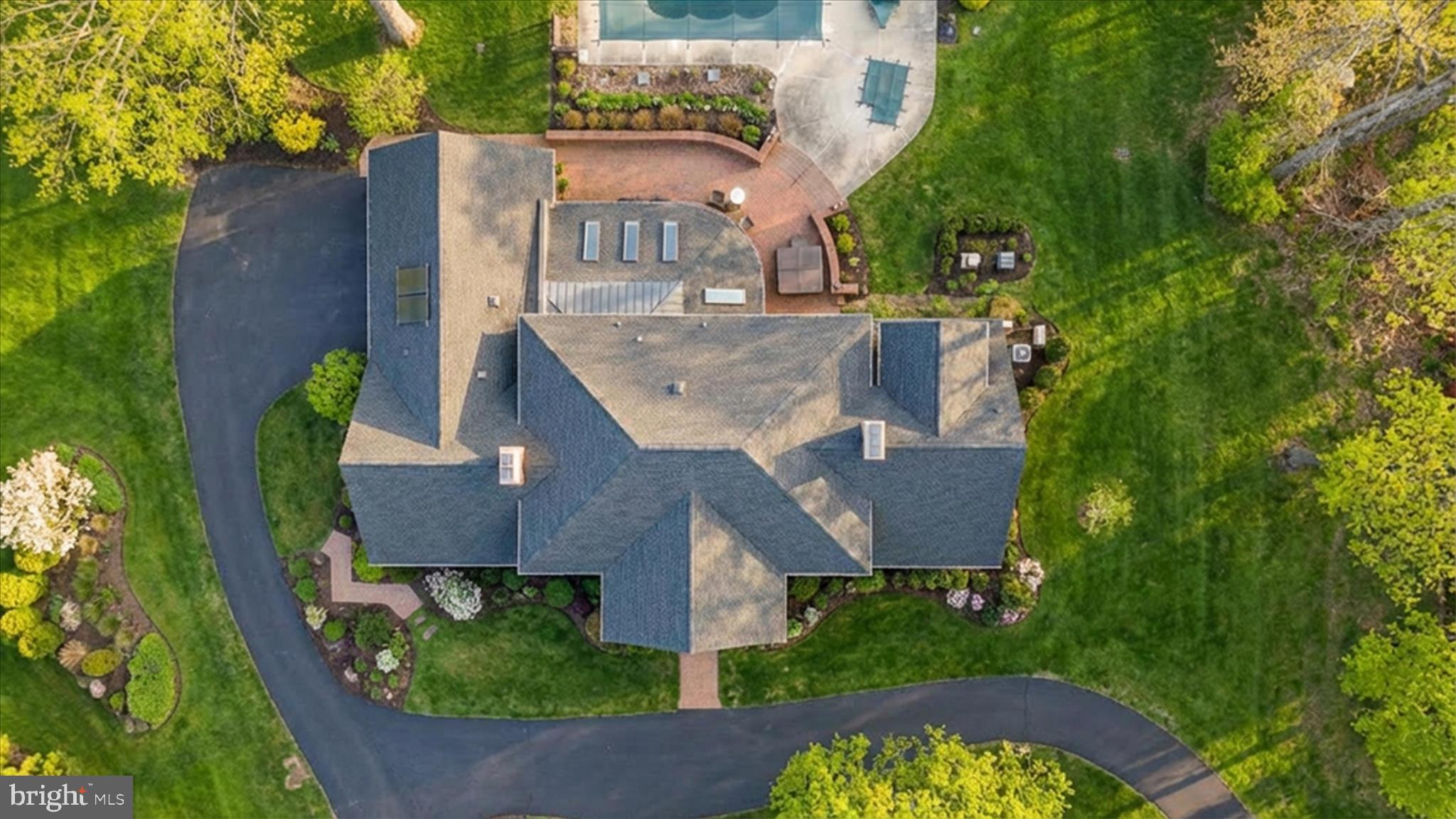 CEDAR KNOLL - Residential