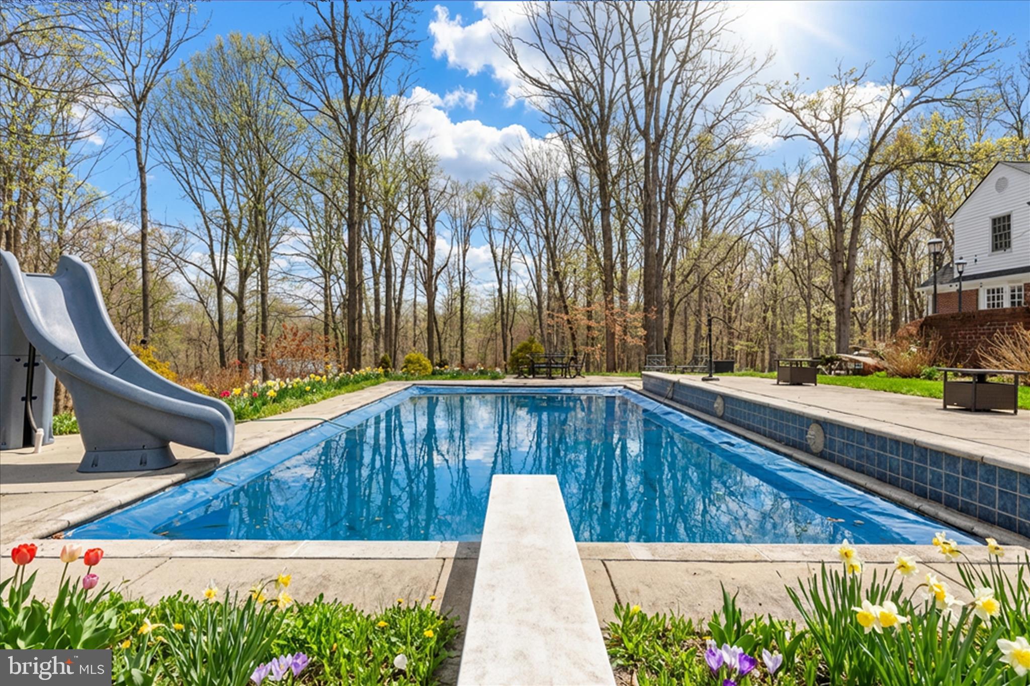 CEDAR KNOLL - Residential