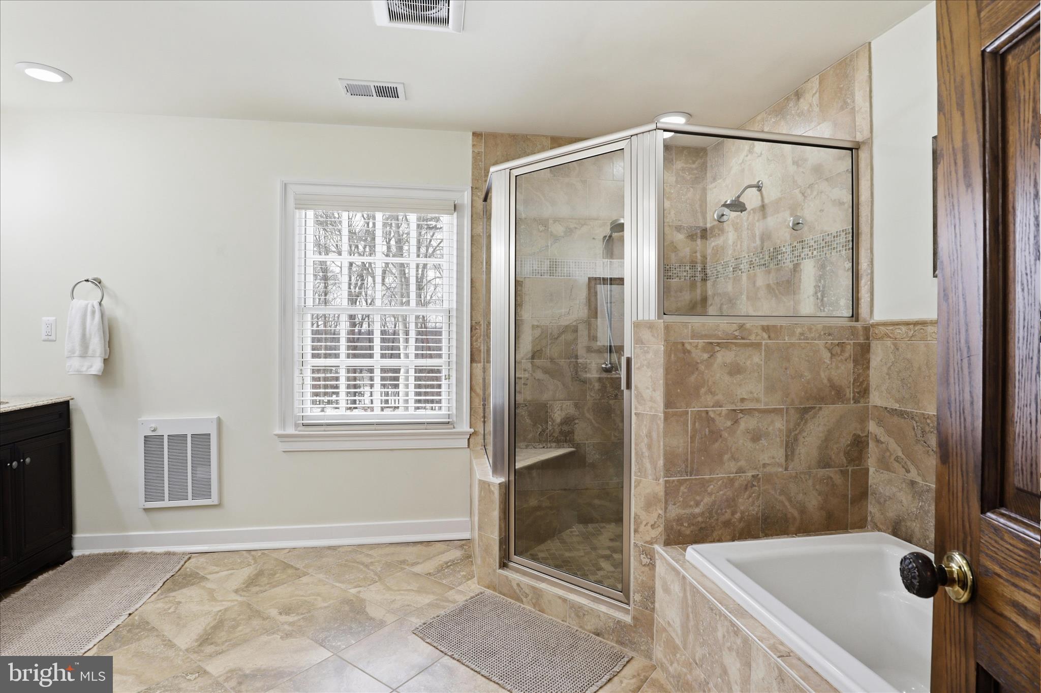 CEDAR KNOLL - Residential