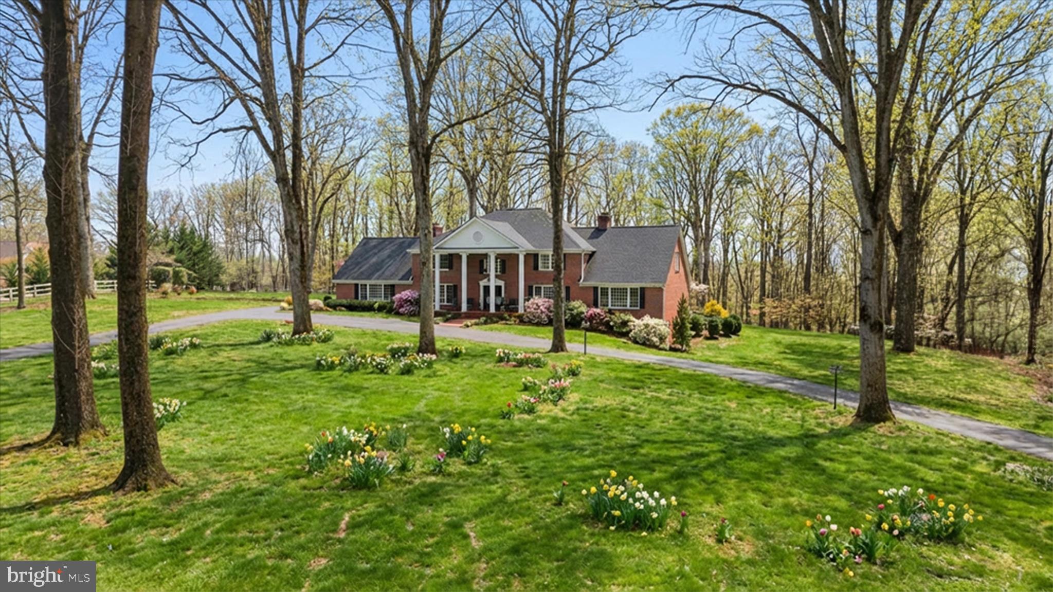 CEDAR KNOLL - Residential