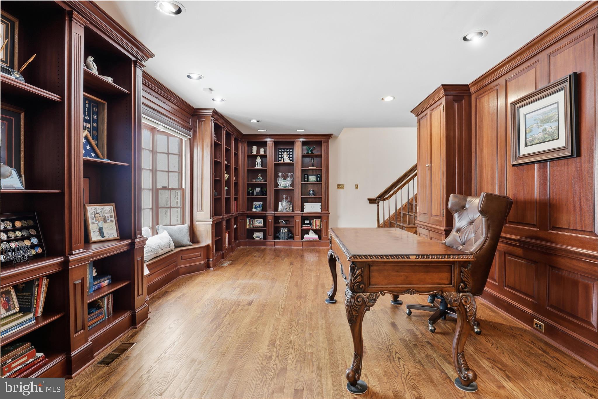 CEDAR KNOLL - Residential